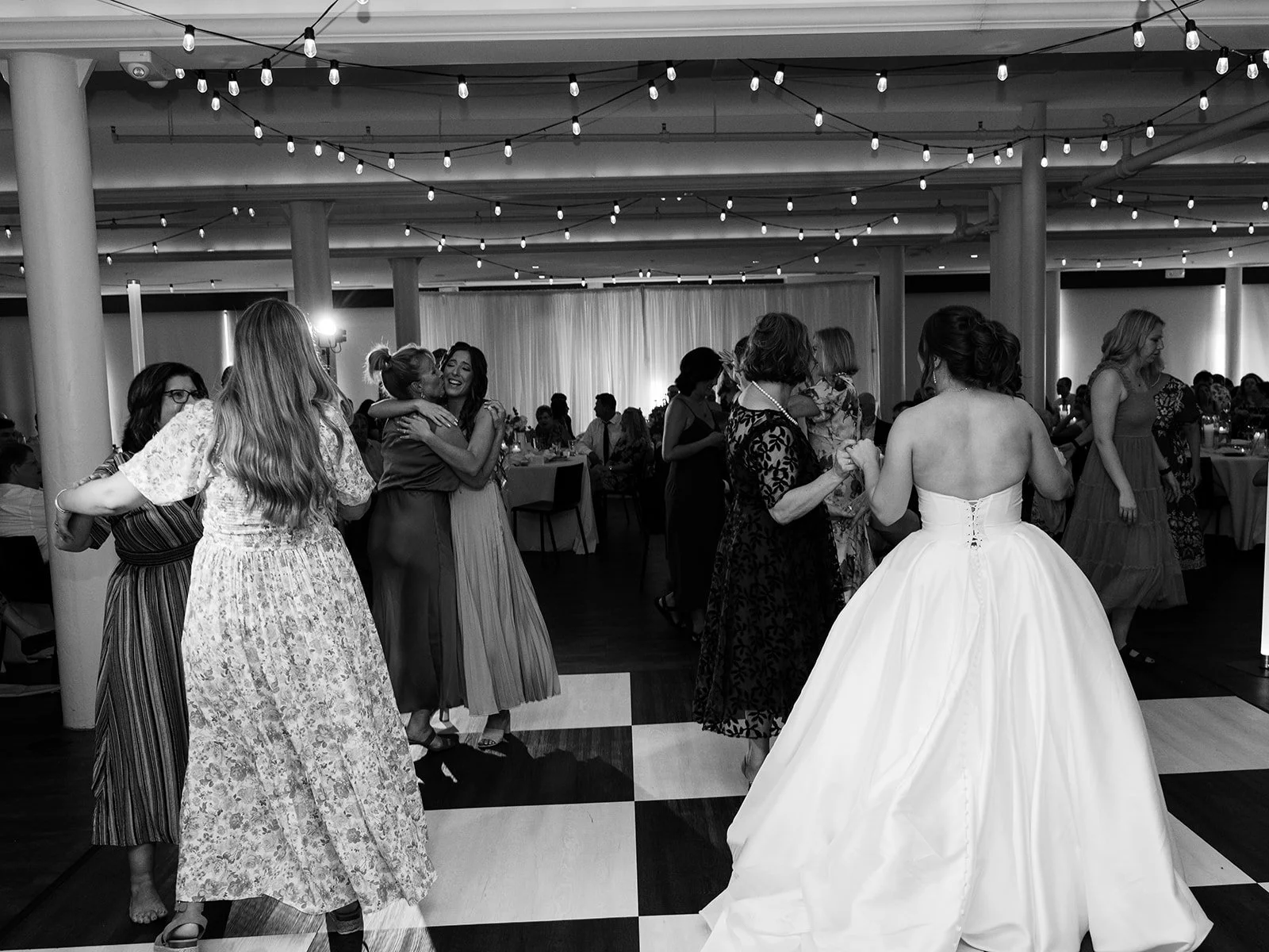 Madalynn_2bBillWedding548.jpg