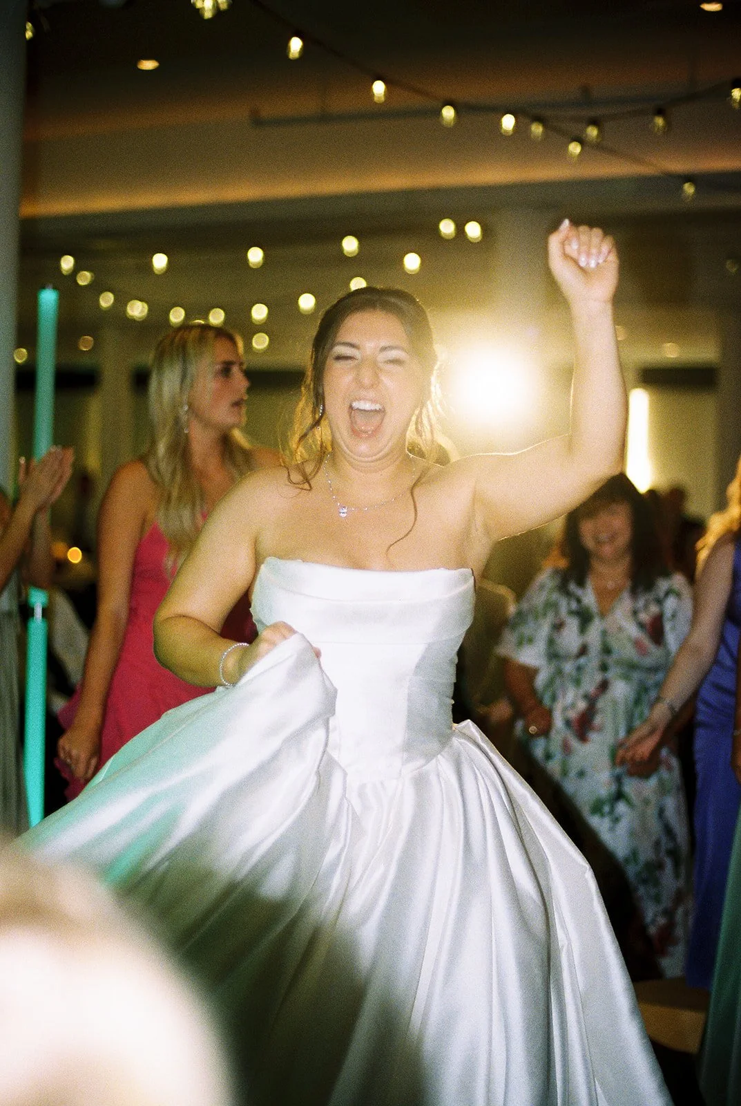 Madalynn_2bBillWedding555.jpg