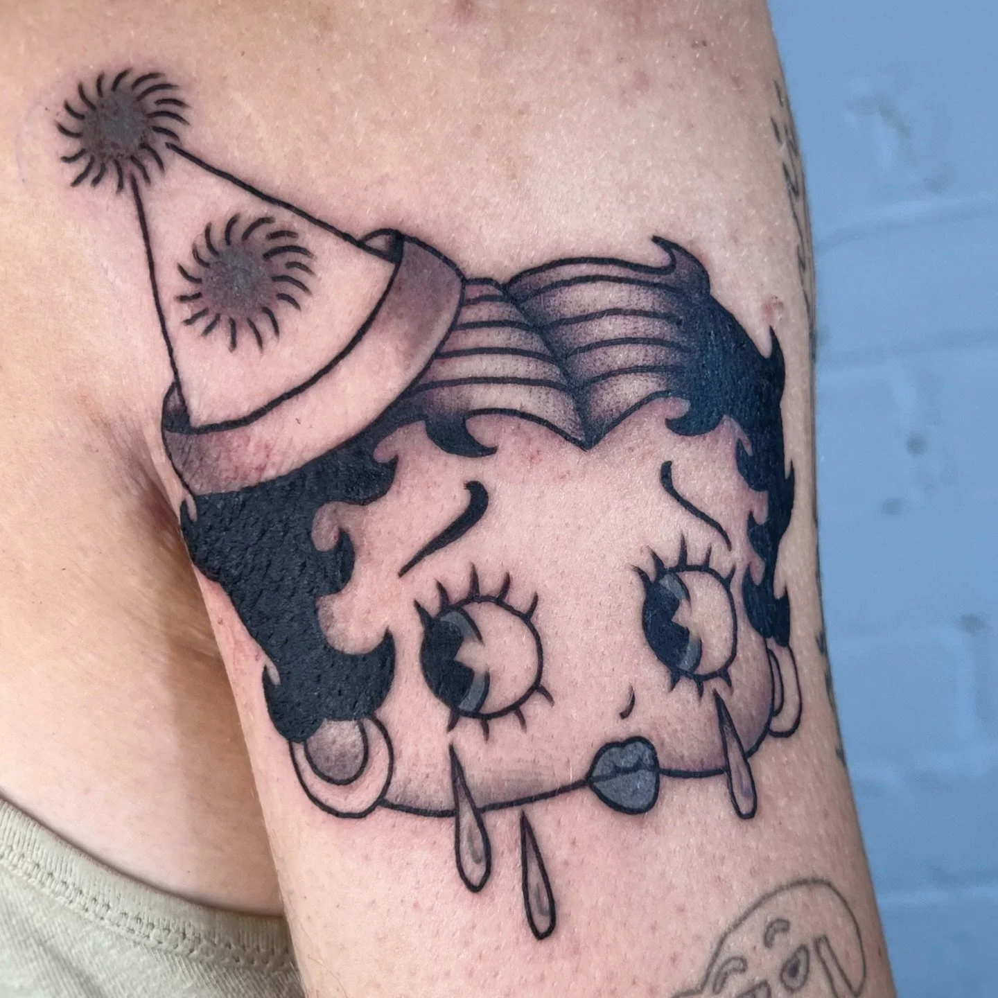 sad clown Betty Boop from my flash she always down to do a Betty Boop tattoo! boop boop da doop! 
#coil #bettybooptattoo