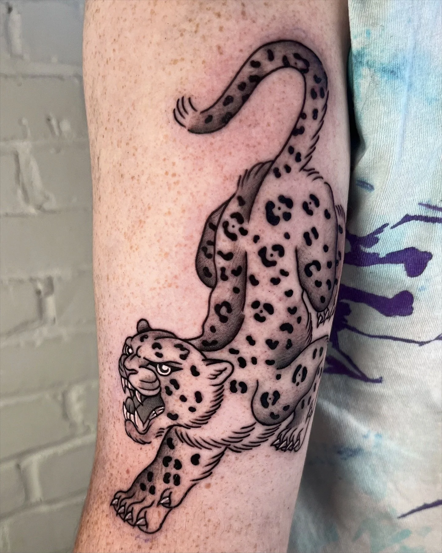 Jaguar from the flash book! Have a few spots left in September DM to book! 😊🙌🏽
.
.
#tradtattoo #coil #blackandgreytattoo