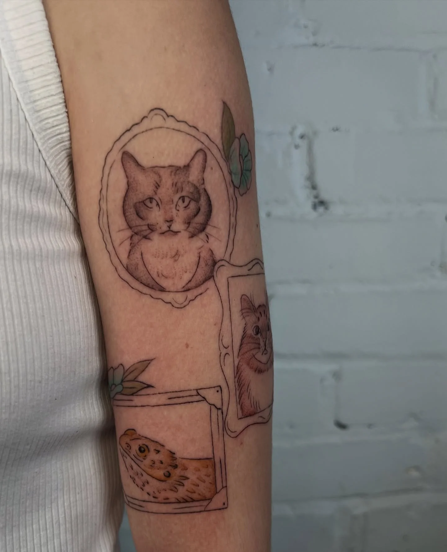 Healed lines fresh color little cat portraits! Going to drop some spooky flash soon! 😊🙌🏽 keep your eyes peeeled 👀