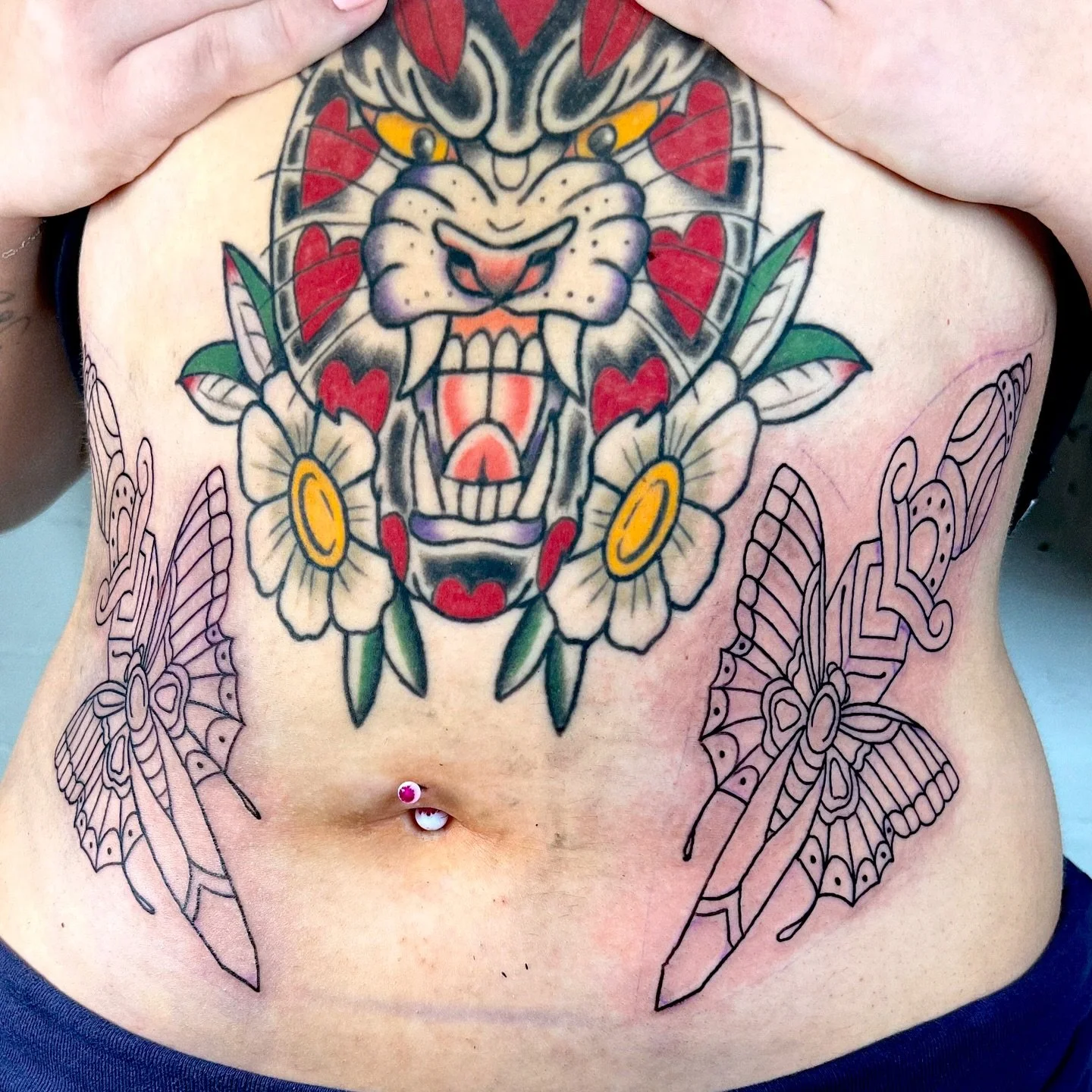 Progress pic! Working on a couple of stomach tattoos for grace! Want to do some more stomach and back tattoos! 😊🙌🏽
.
.
#progresspic #tattooprogress #portlandtattoo