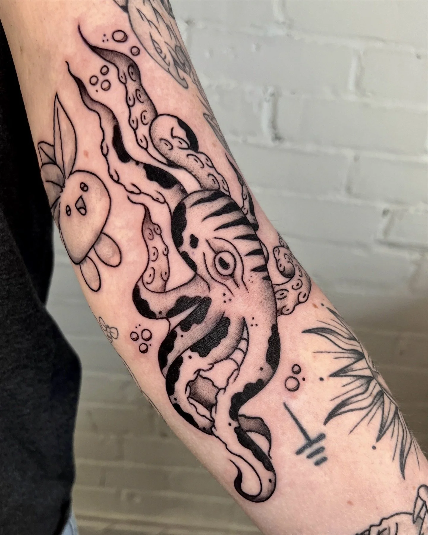 Octopus tattoo! First time drawing an octopus, so funn!! Would love to do more of these 🙌🏽😊😊