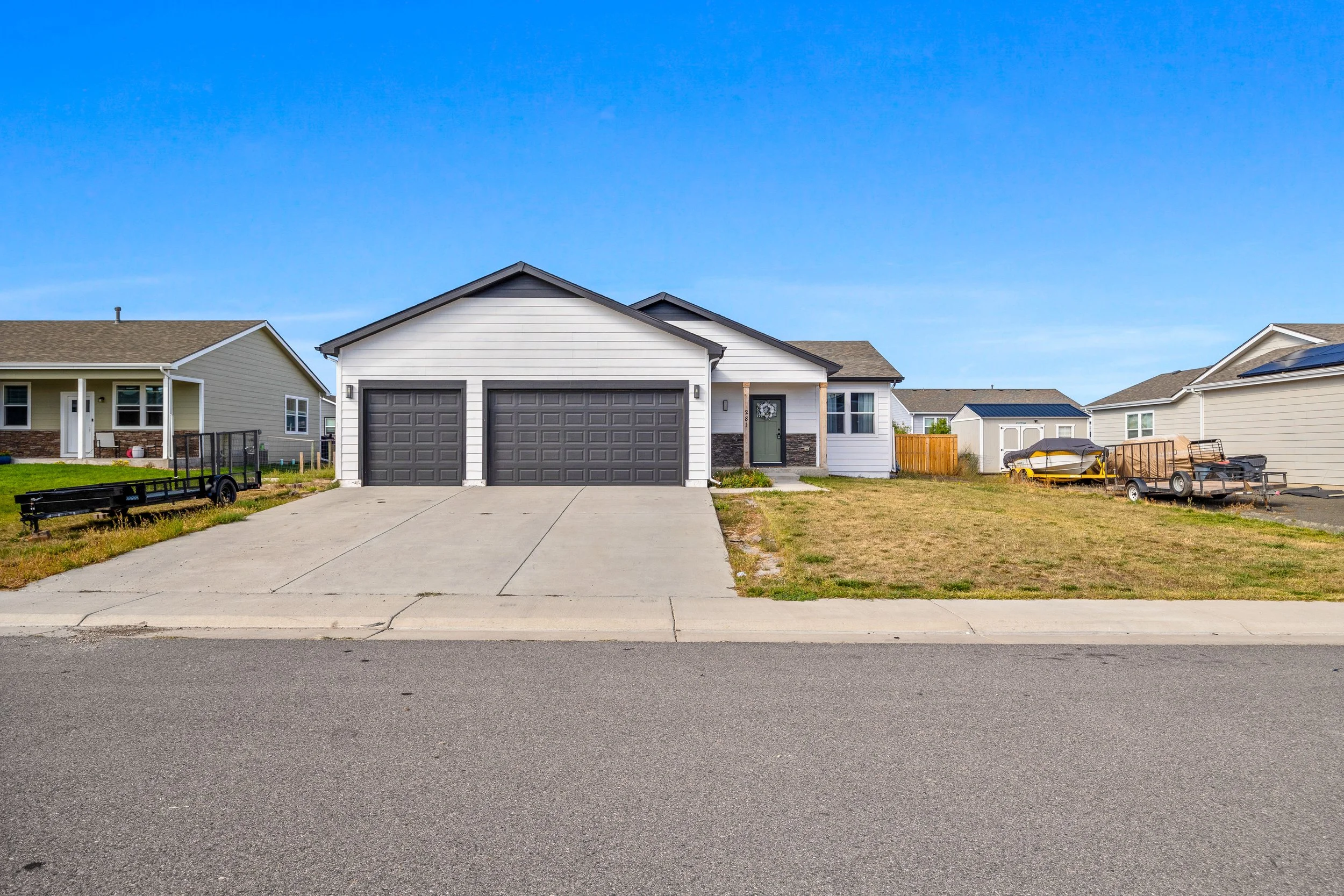 281 S 3rd Avenue, Deer Trail, CO 80105