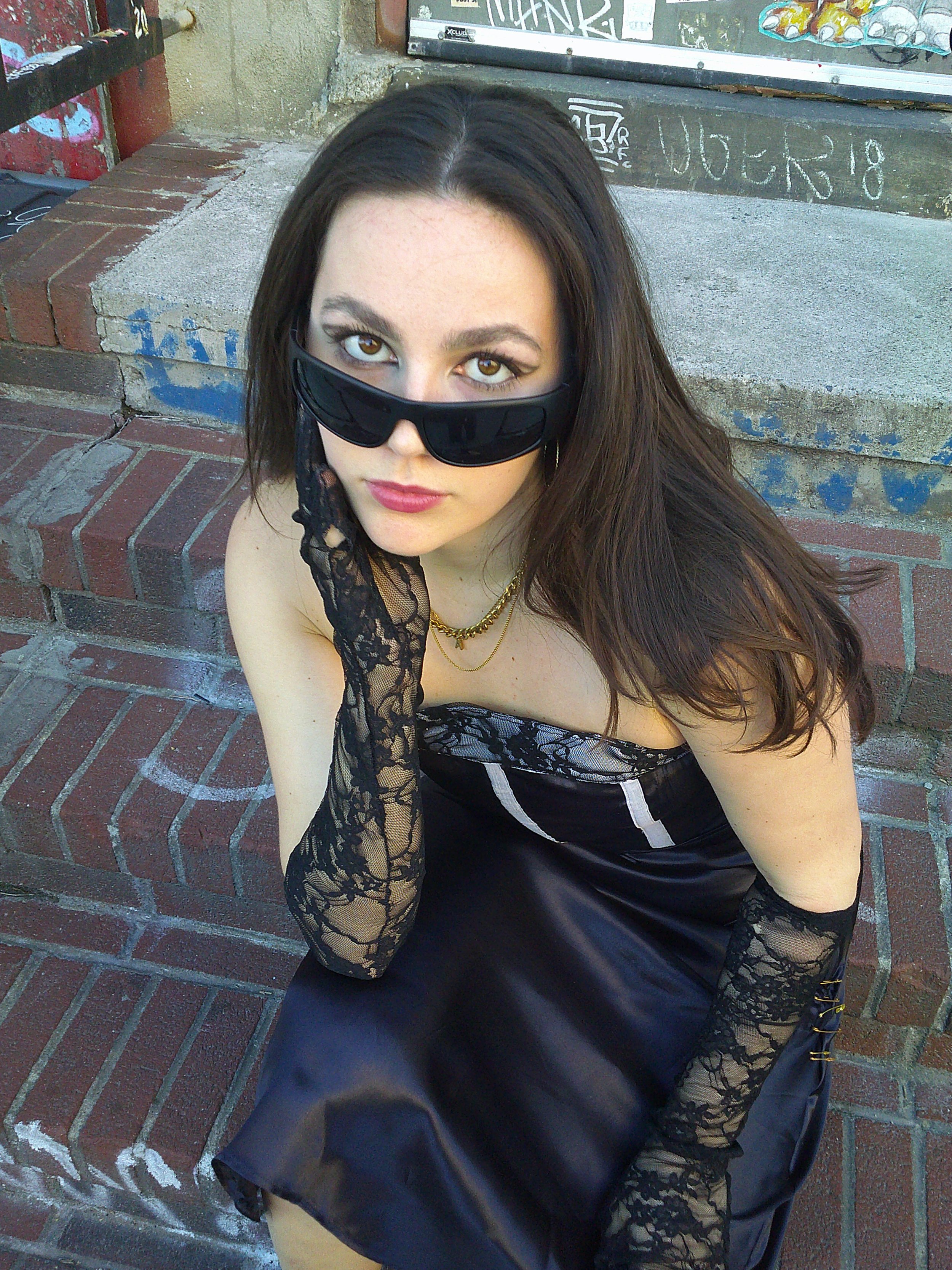 Three Piece Set
Grunge and Galmour
Corset, Lace Gloves, Maxi Skit
Silk Satin Lace and Safety Pin embellishments