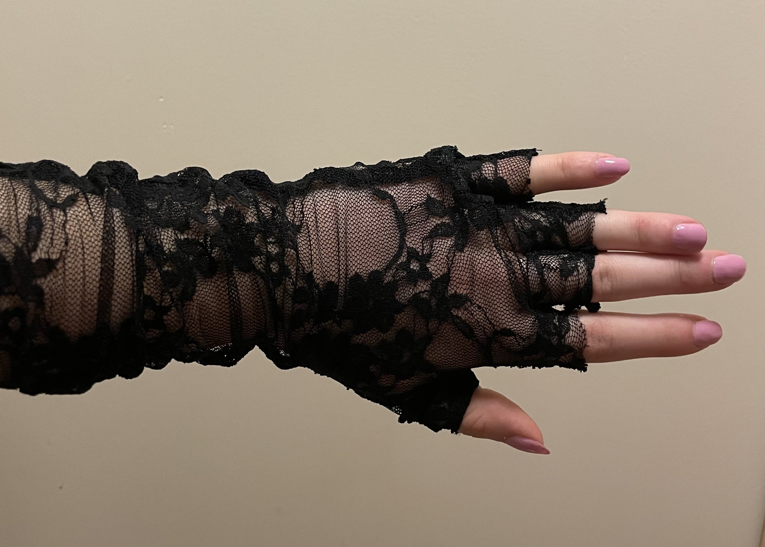 Fingerless Lace Glove