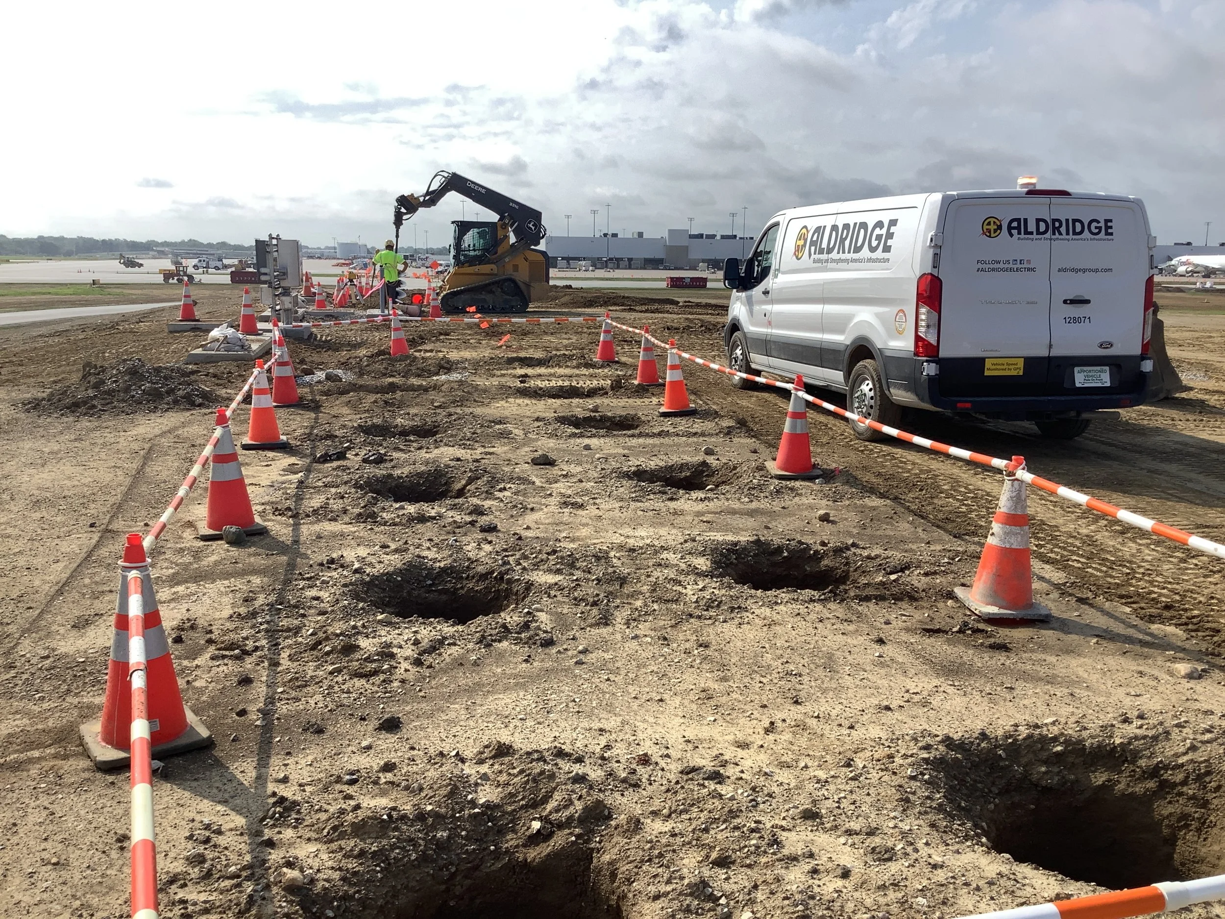 aldridge-electric-nationwide-infrastructure-airfield (1).jpg