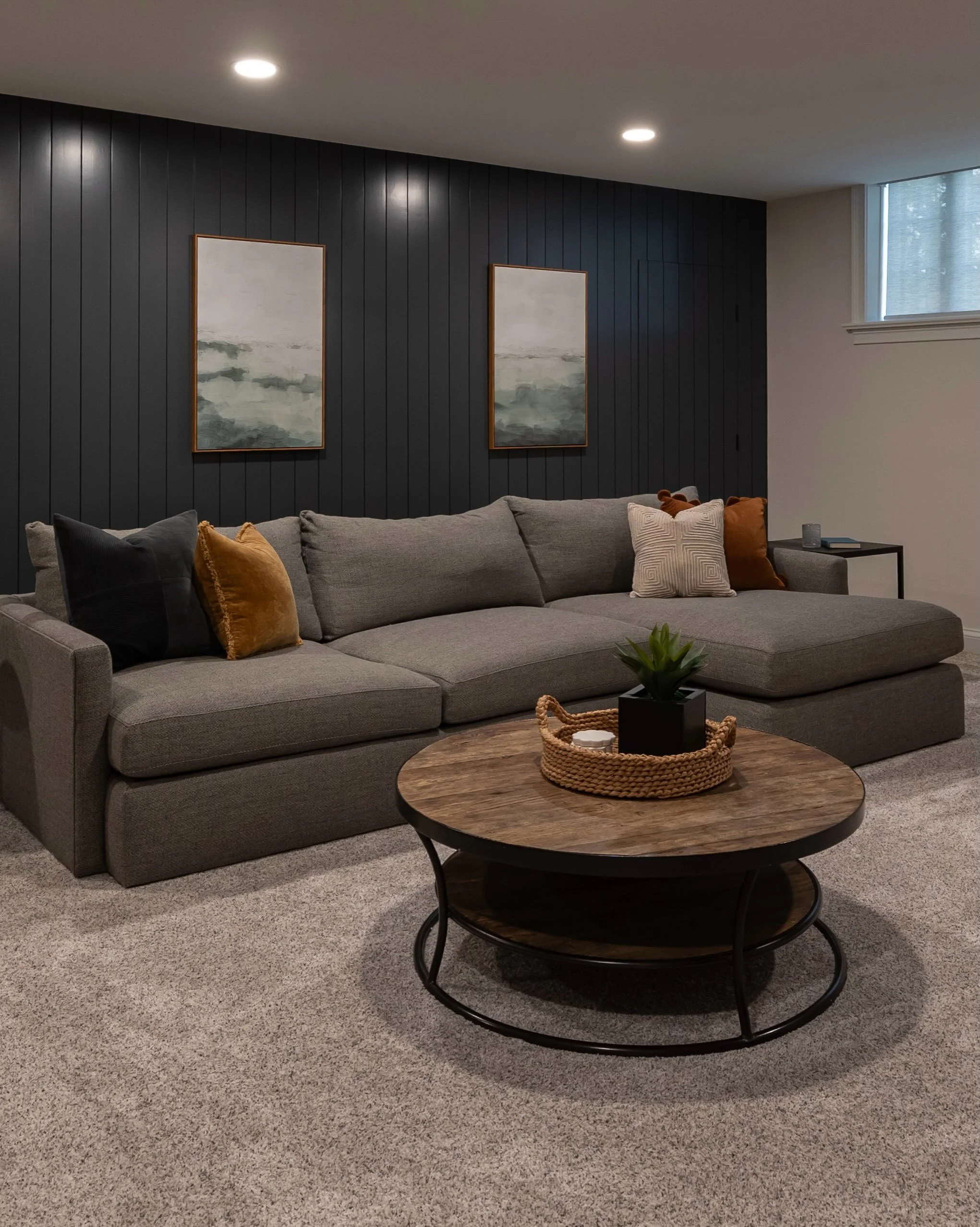 Lounging in style. 

Project: Prairie Path Forward 
Photos by @juliannegreeninteriorsphoto 

#edcprairiepathforward #basementfamilyroom #wheatonillinois #esslingerdesigncompany