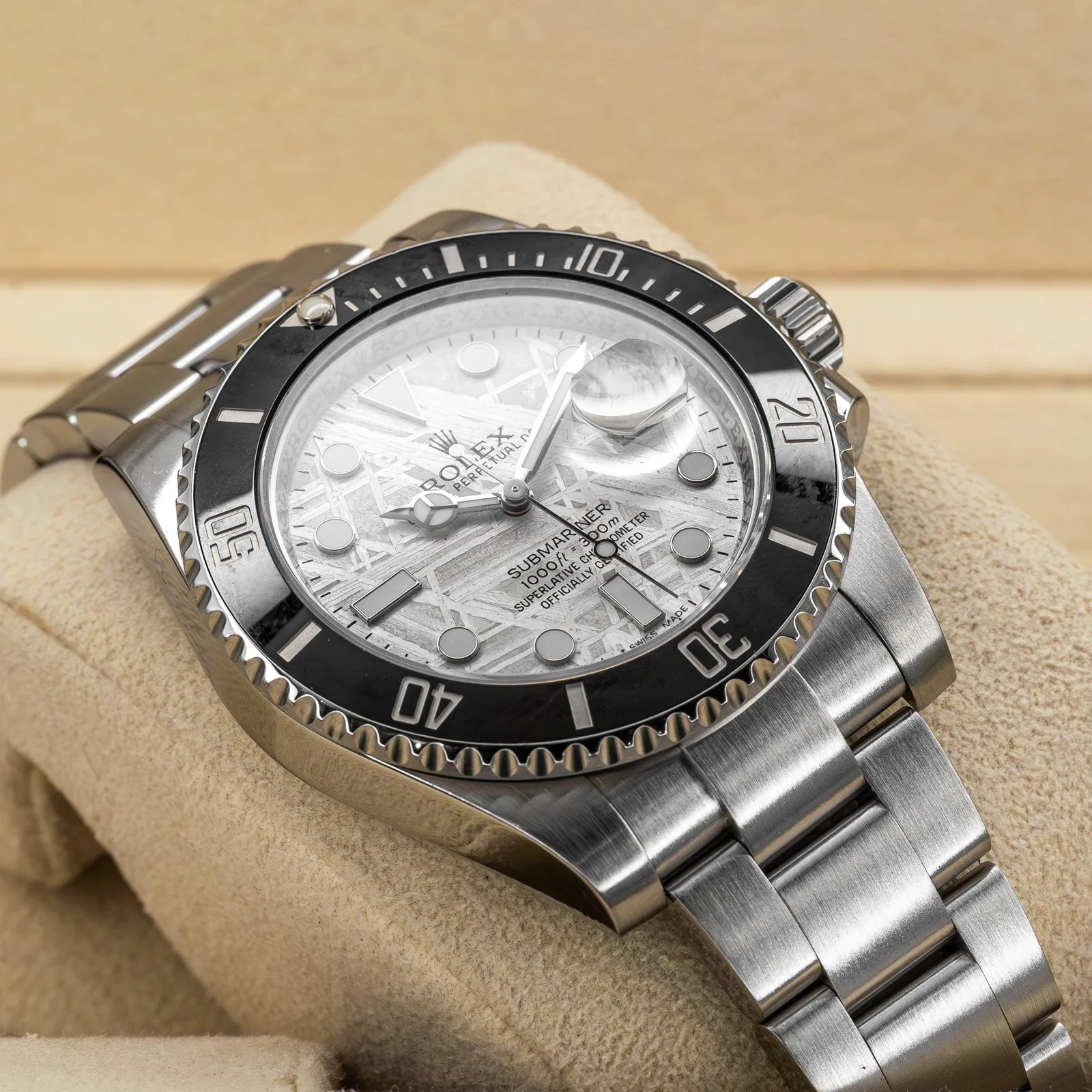 rolex-submariner-date-meteorite-116610ln-the-stellaris-collection.05.jpg