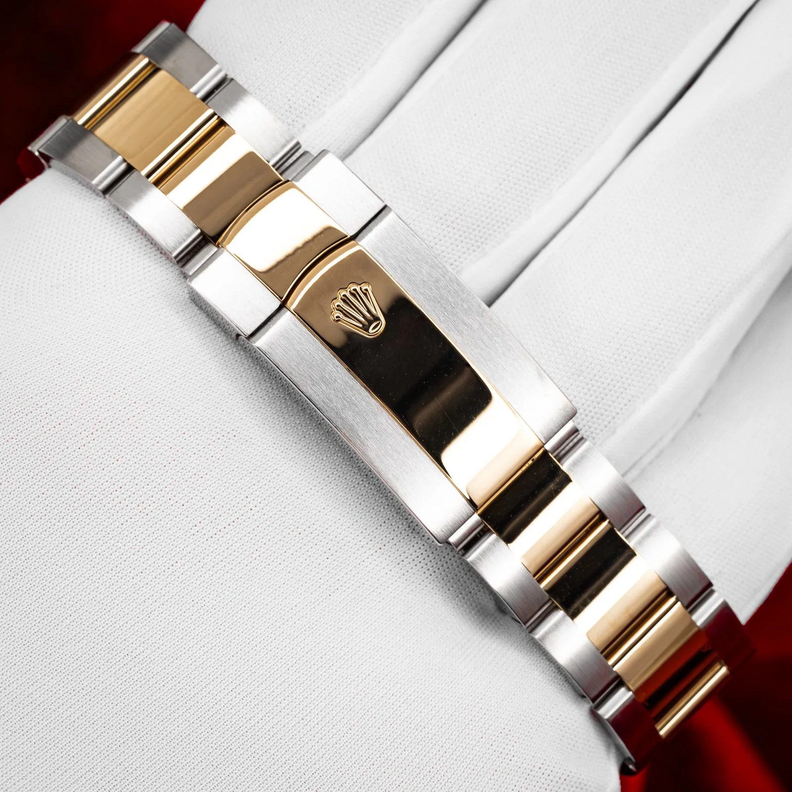 rolex-sky-dweller-two-tone-champagne-dial-326933-the-stellaris-collection.22.jpg