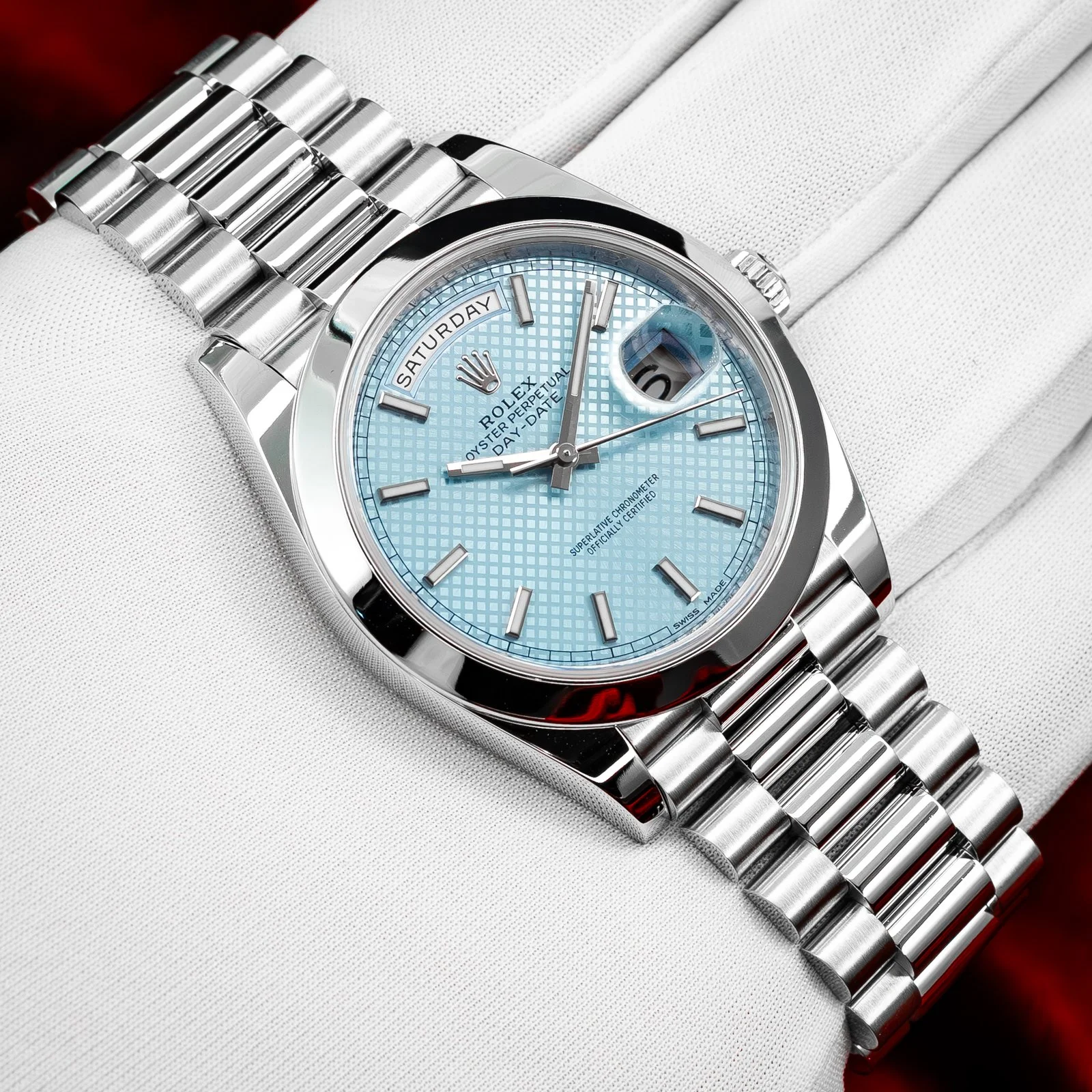 rolex-day-date-40-platinum-ice-blue-motif-the-stellaris-collection.14.jpg