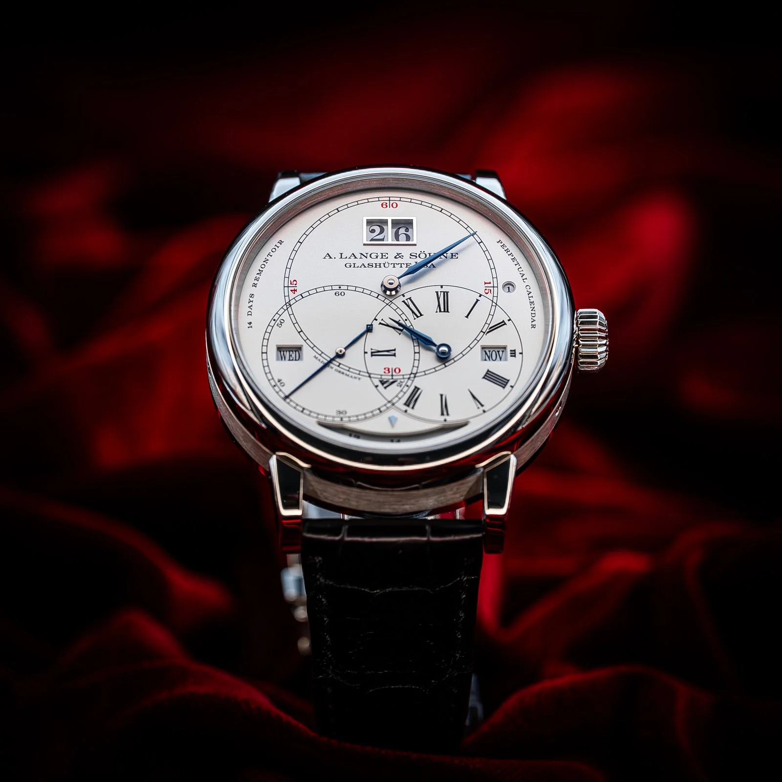 a-lange-sohne-richard-lange-perpetual-calendar-terraluna-180.026-white-gold.03.jpg