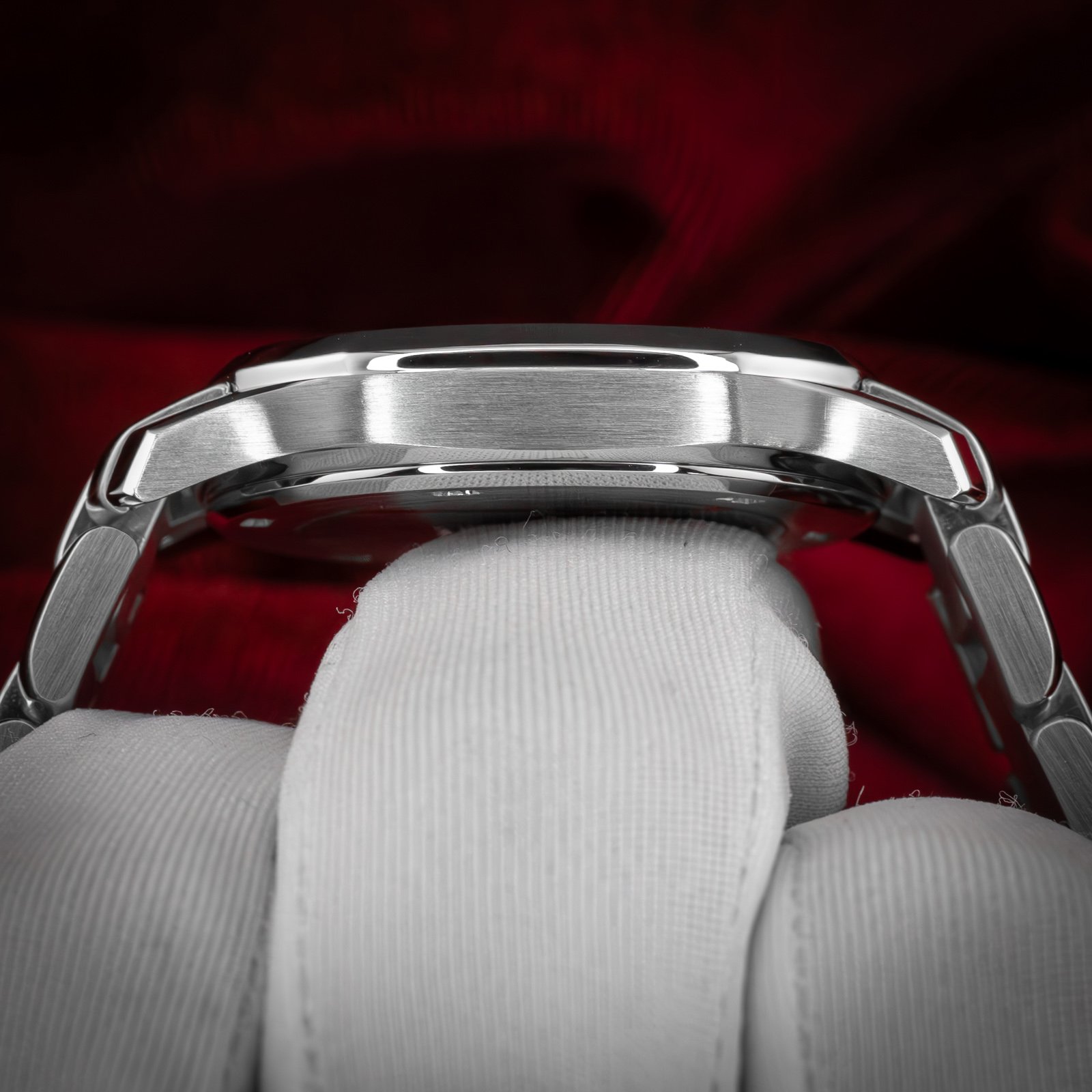 PatekPhilippeLadiesAquanautDiamond.18.jpg