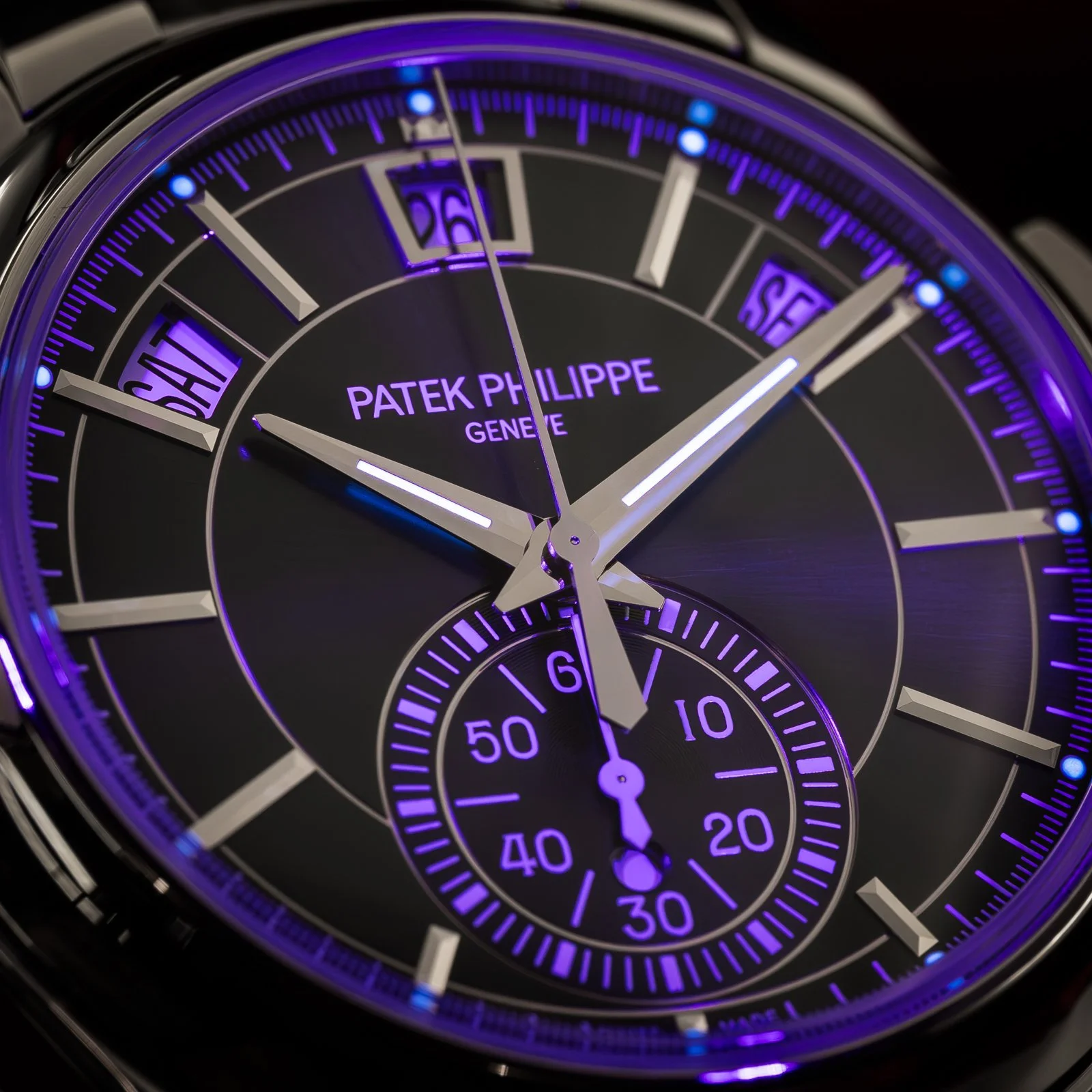 patek-philippe-annual-calendar-chronograph-green-dial-5905-1A-the-stellaris-collection.23.jpg
