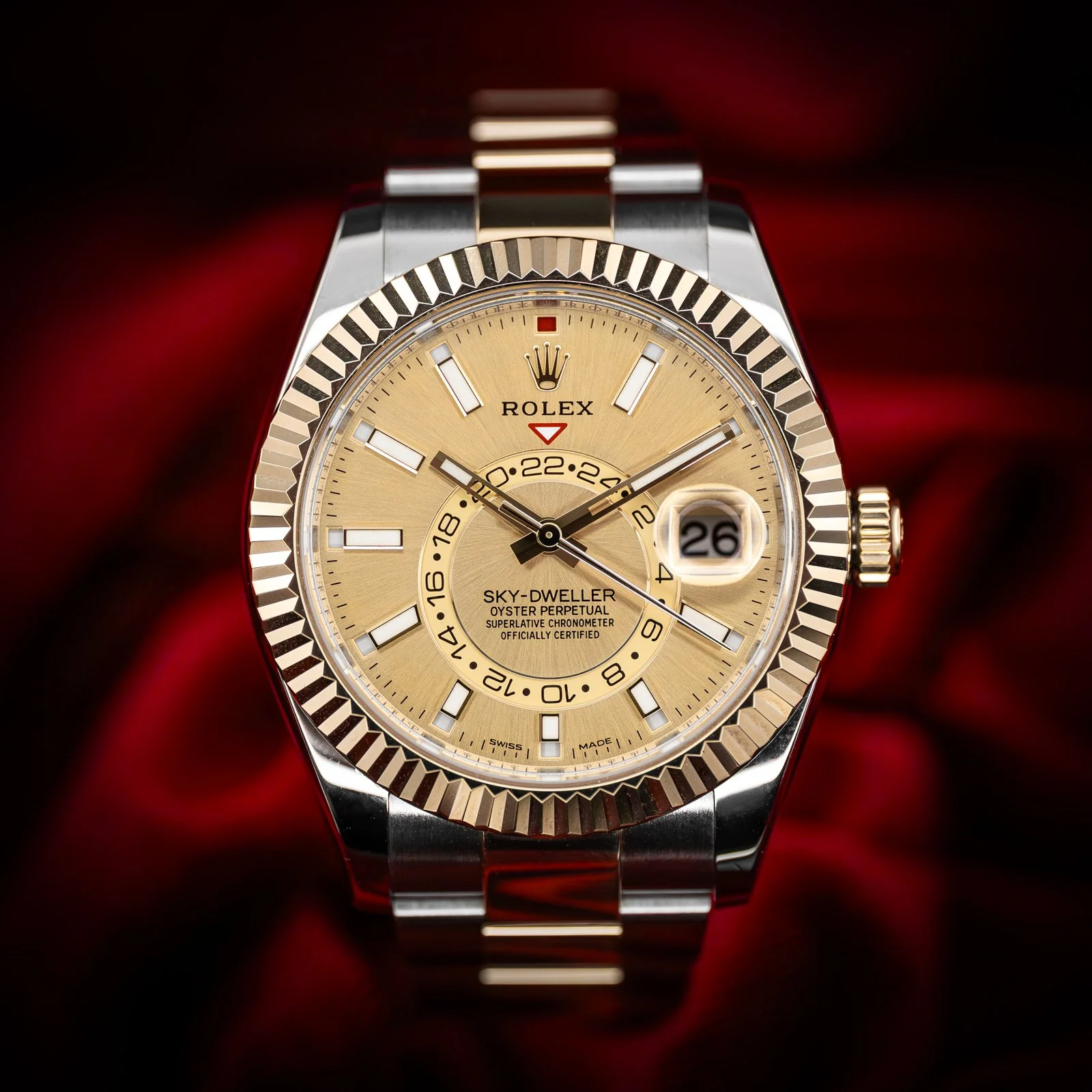 rolex-sky-dweller-two-tone-champagne-dial-326933-the-stellaris-collection.01.jpg