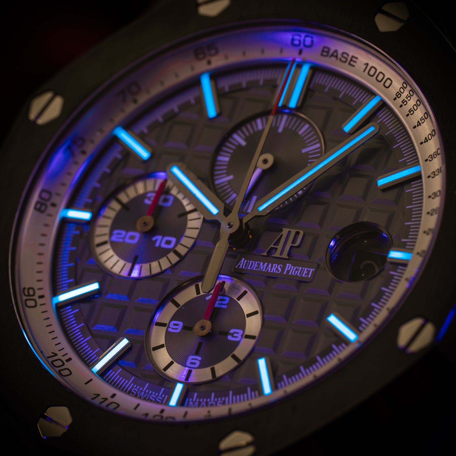 AudemarsPiguetRoyalOakOffshoreChronographAnthracite.14.jpg