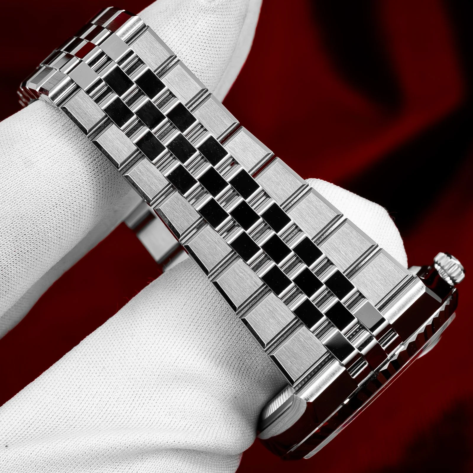 rolex-land-dweller-36mm-stainless-steel-white-dial-127234-the-stellaris-collection.20.jpg