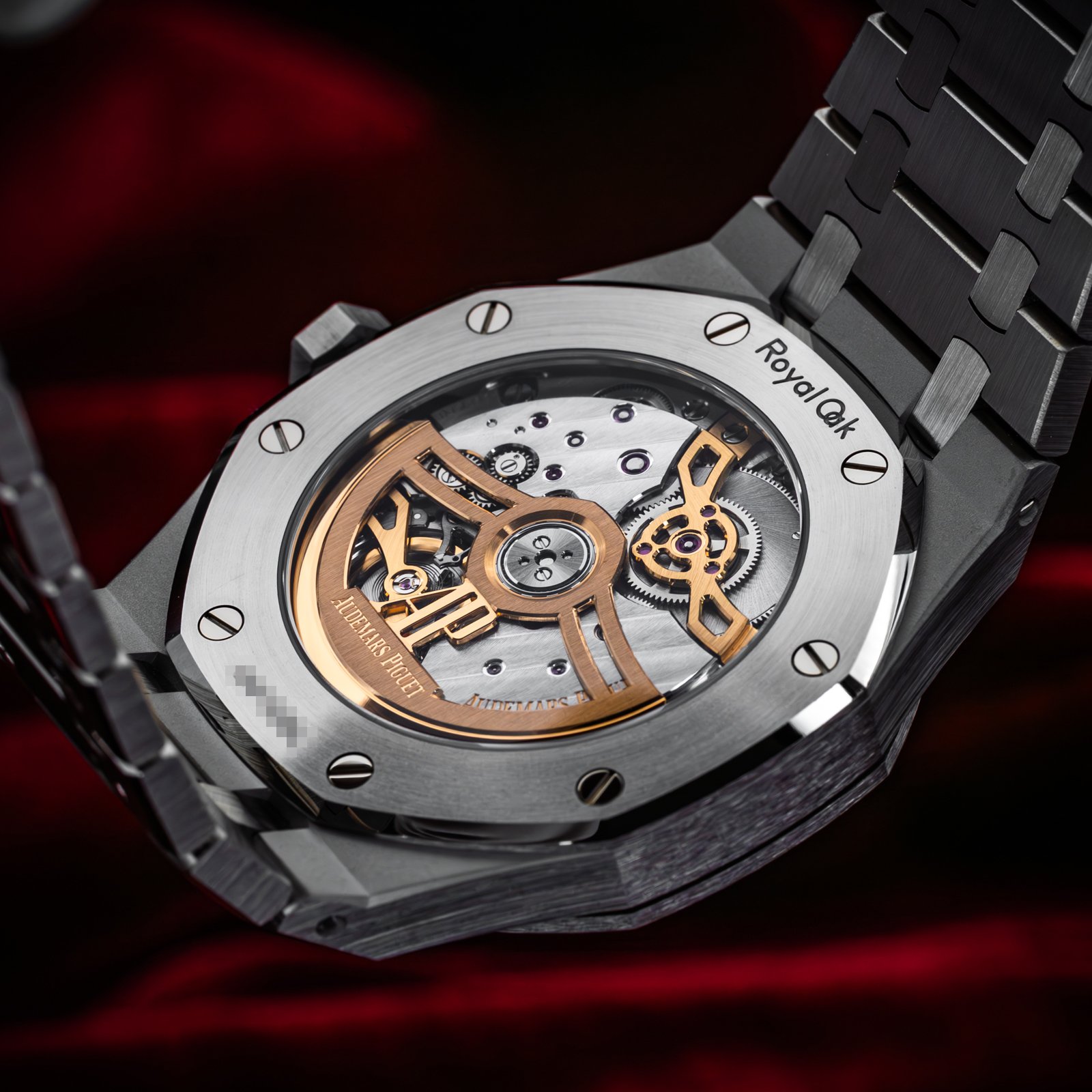 audemars-piguet-royal-oak-perpetual-calendar-26674st-blue-dial.19.jpg