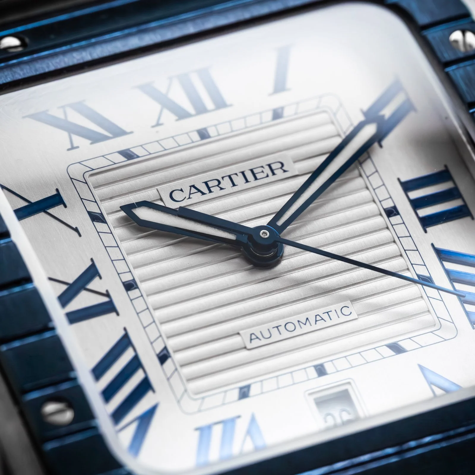 cartier-santos-de-cartier-large-blue-the-stellaris-collection.05.jpg