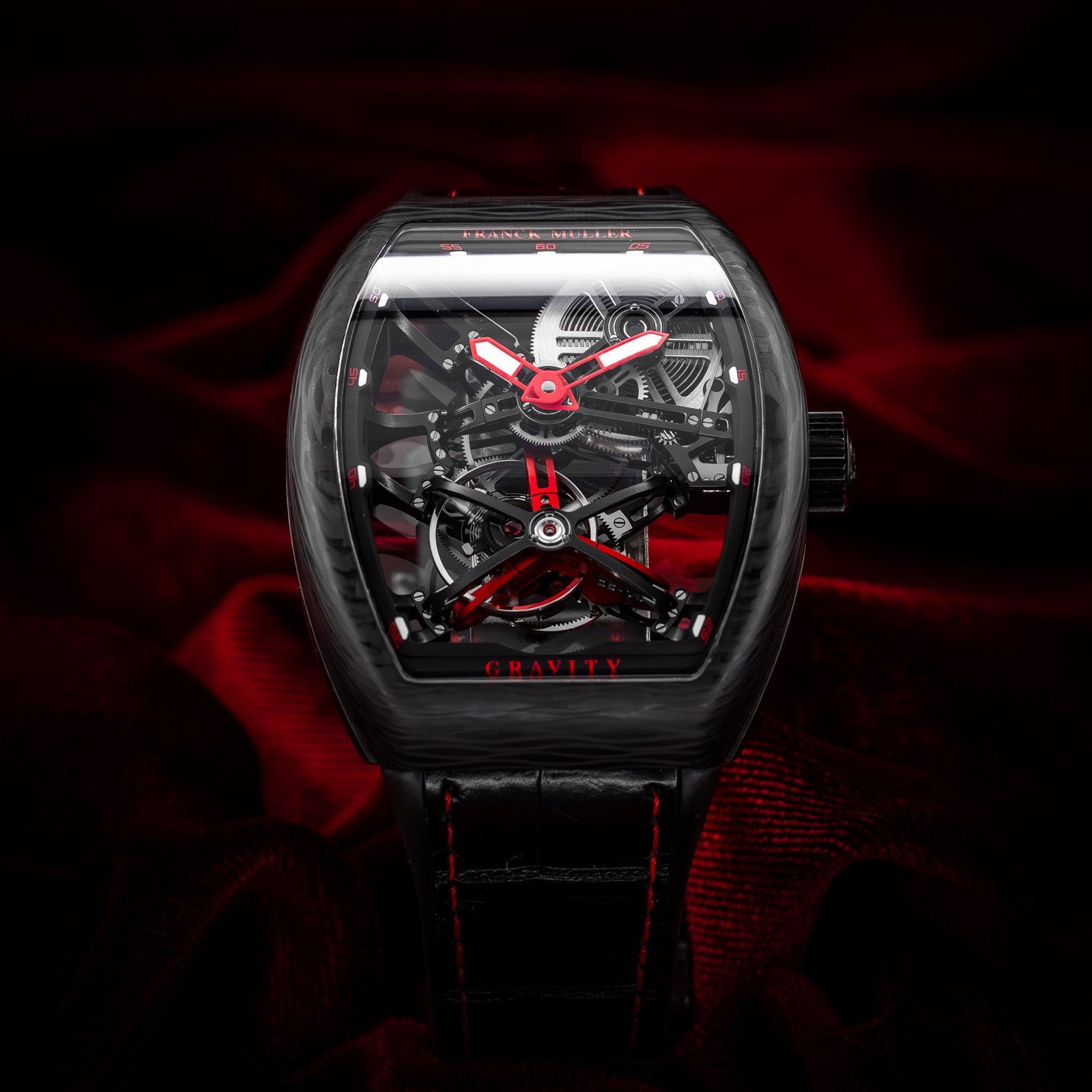 franck-muller-vanguard-gravity-skeleton-red-the-stellaris-collection.04.jpg