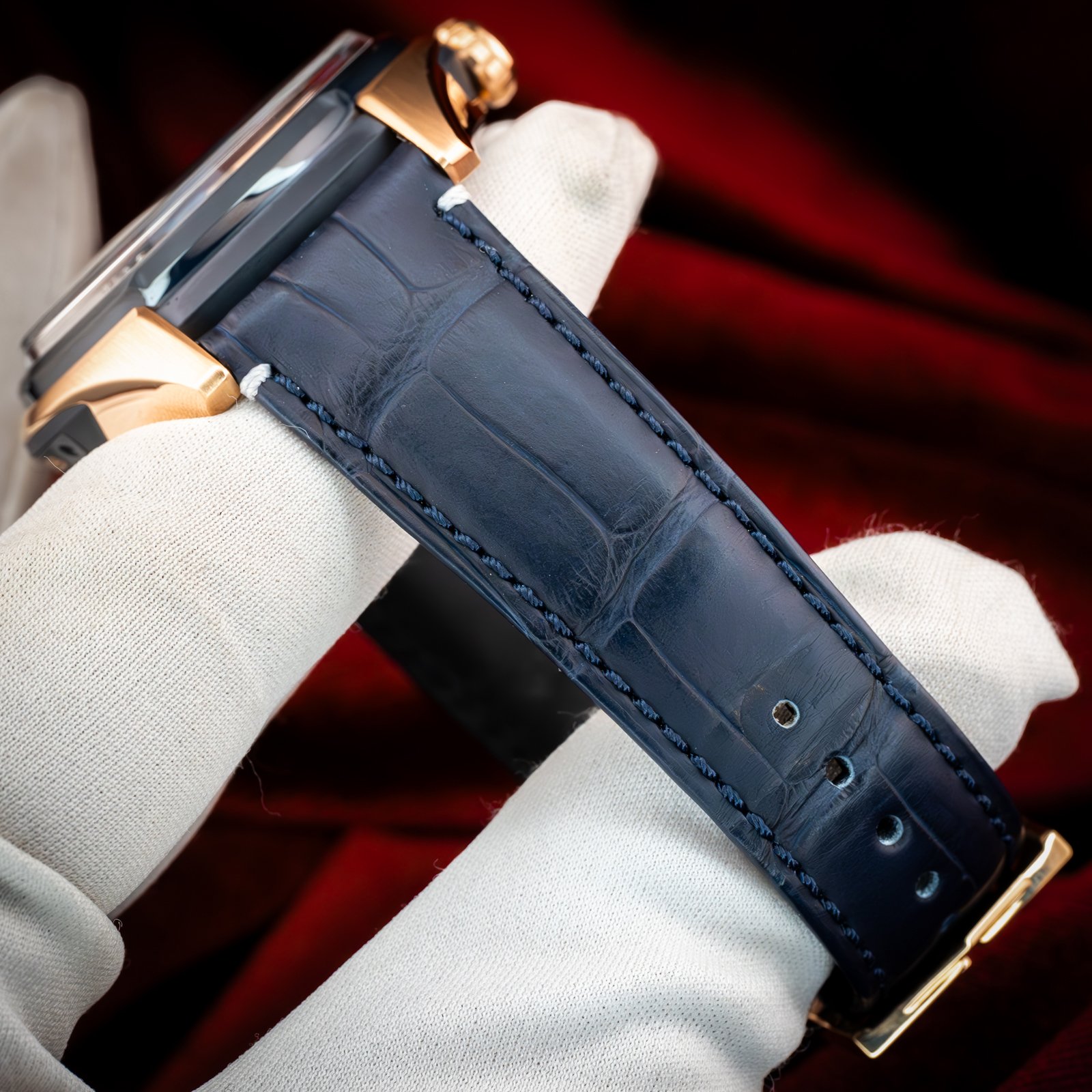 UlysseNardinFreakAdventurine.22.jpg