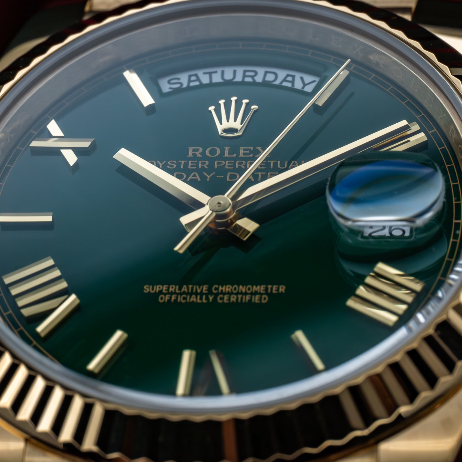 RolexDayDate40YellowGoldGreenDial.06.jpg