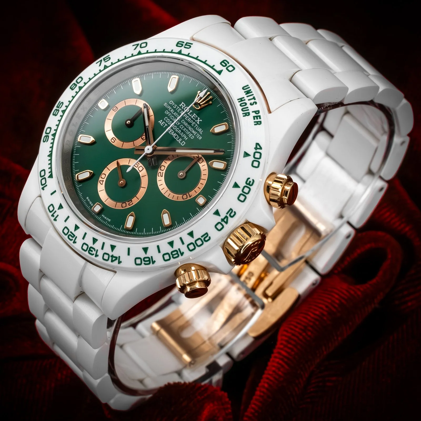 aet-remould-rolex-daytona-british-racing-green-the-stellaris-collection.08.jpg
