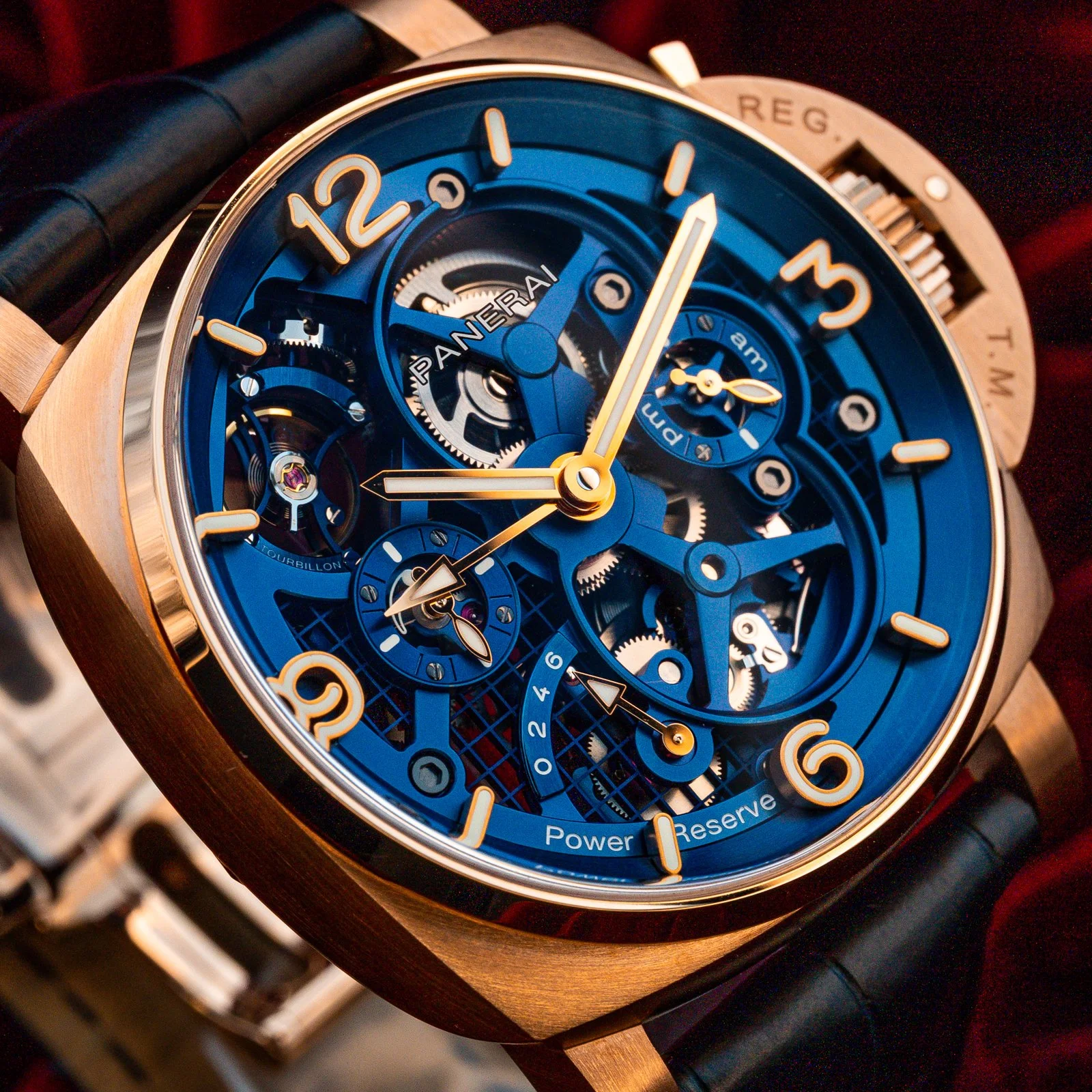 panerai-luminor-tourbillon-GMT-goldtech-PAM01060-the-stellaris-collection.08.jpg