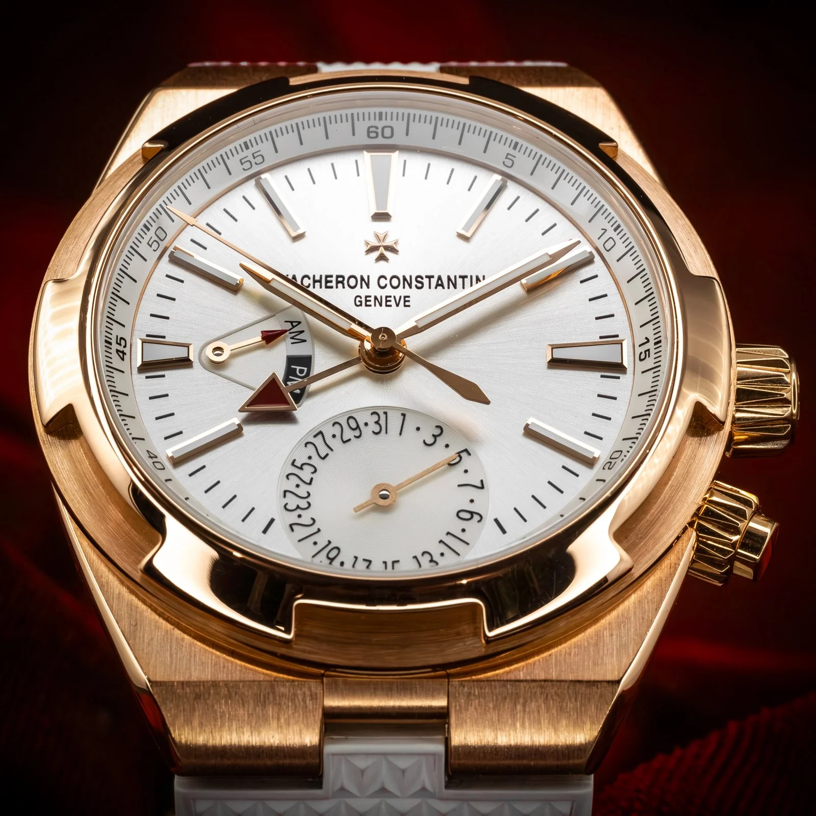 vacheron-constantin-overseas-dual-time-rose-gold-silver-dial-7900v-the-stellaris-collection.08.jpg