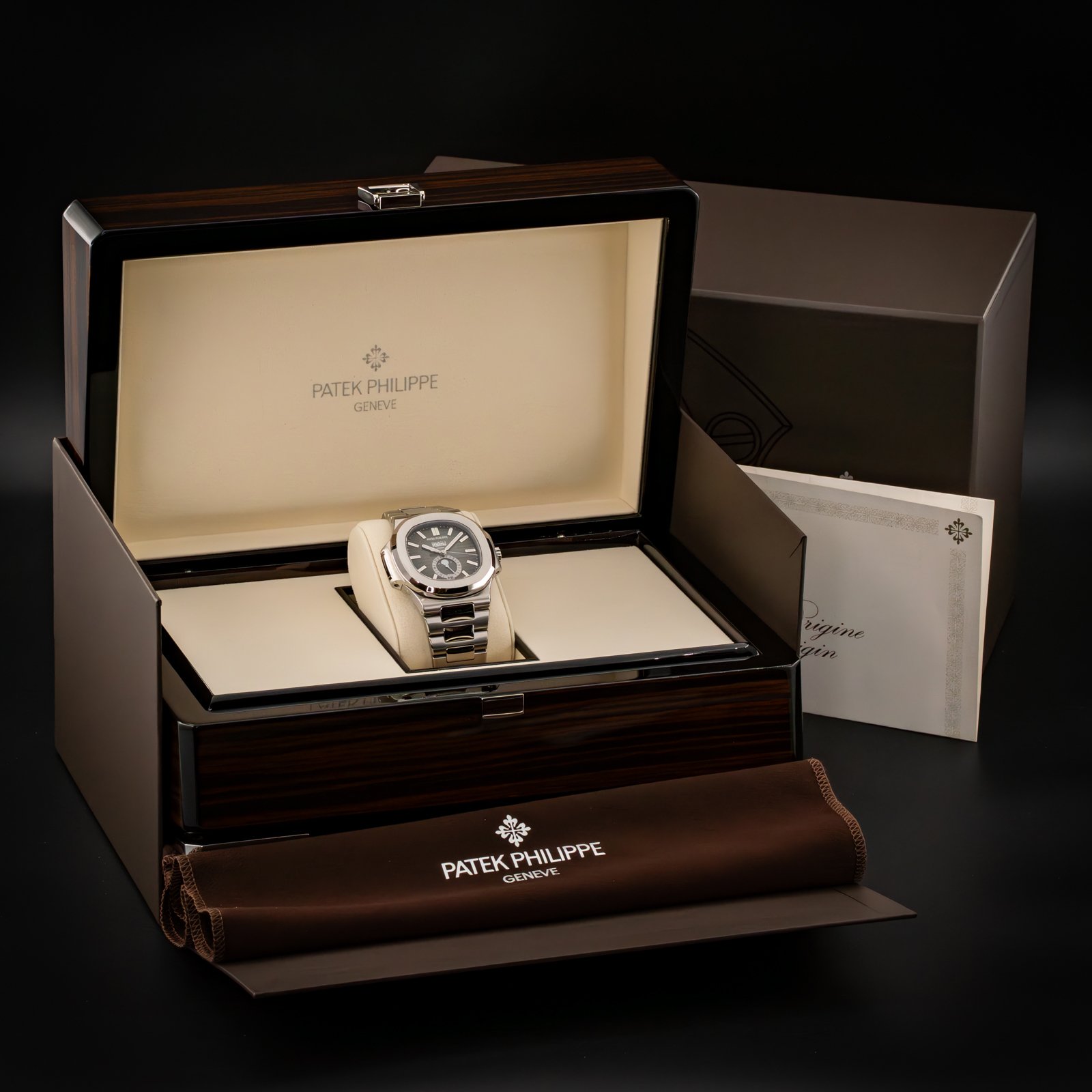 patek-philippe-nautilus-annual-calendar-moon-phase-the-stellaris-collection.04.jpg
