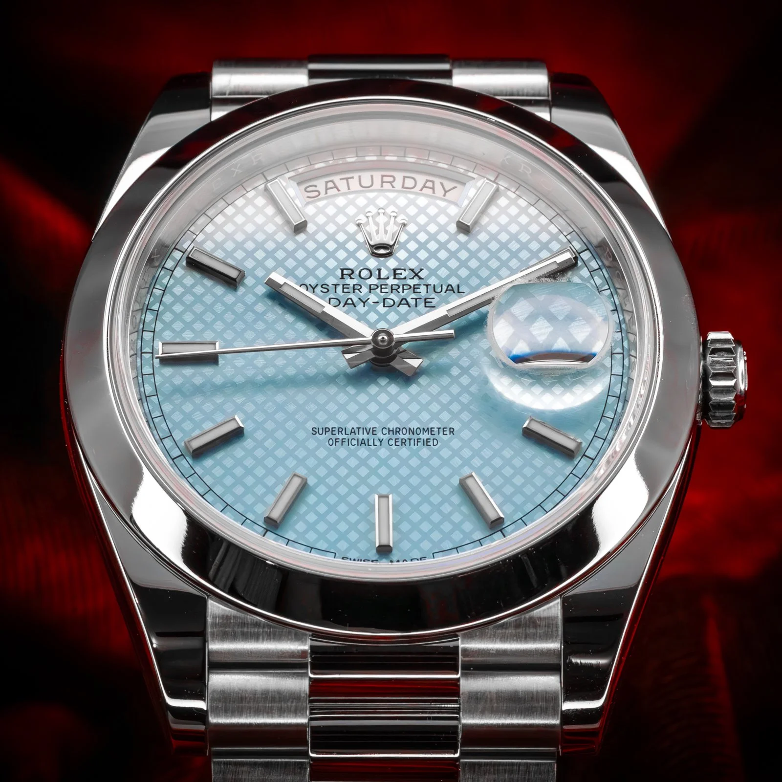 rolex-day-date-40-platinum-ice-blue-motif-the-stellaris-collection.08.jpg