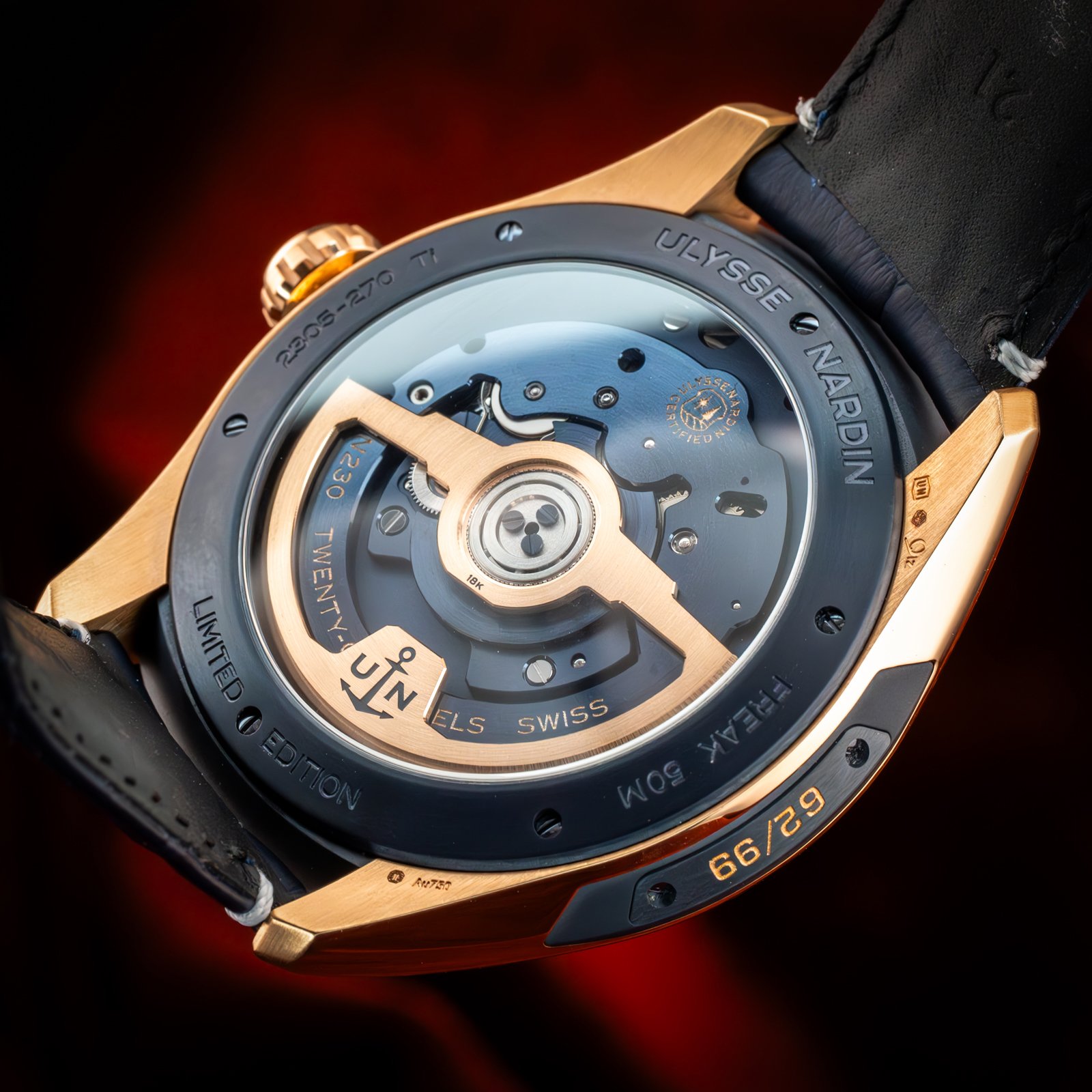 UlysseNardinFreakAdventurine.20.jpg