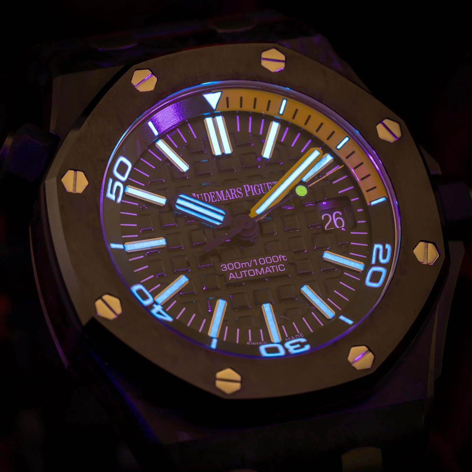AudemarsPiguetRoyalOakOffshoreDiverCarbon.23.jpg