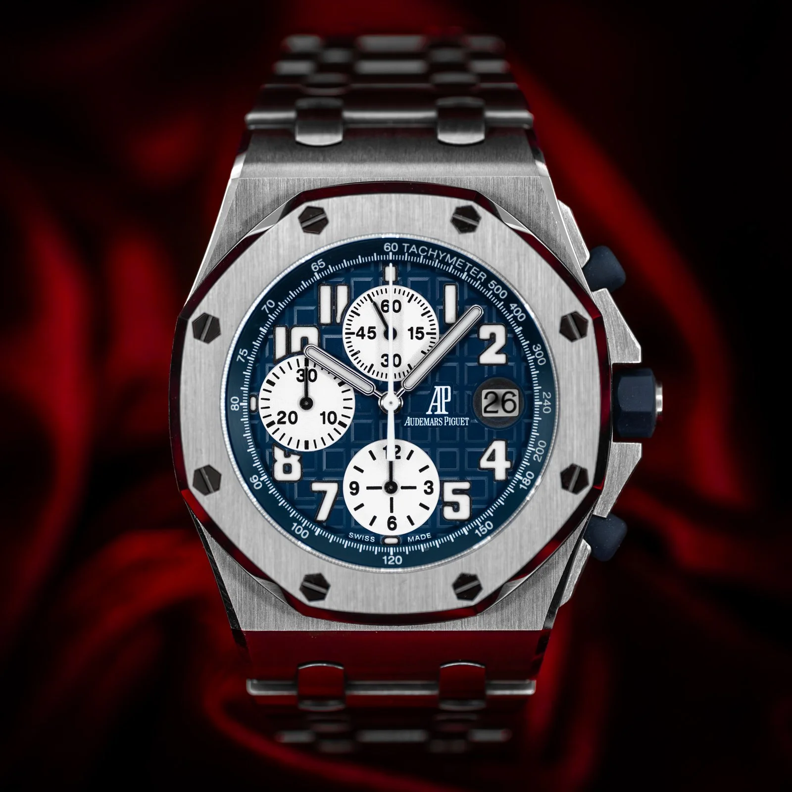 audemars-piguet-royal-oak-offshore-chrono-blue-beast-25721st-the-stellaris-collection.01.jpg