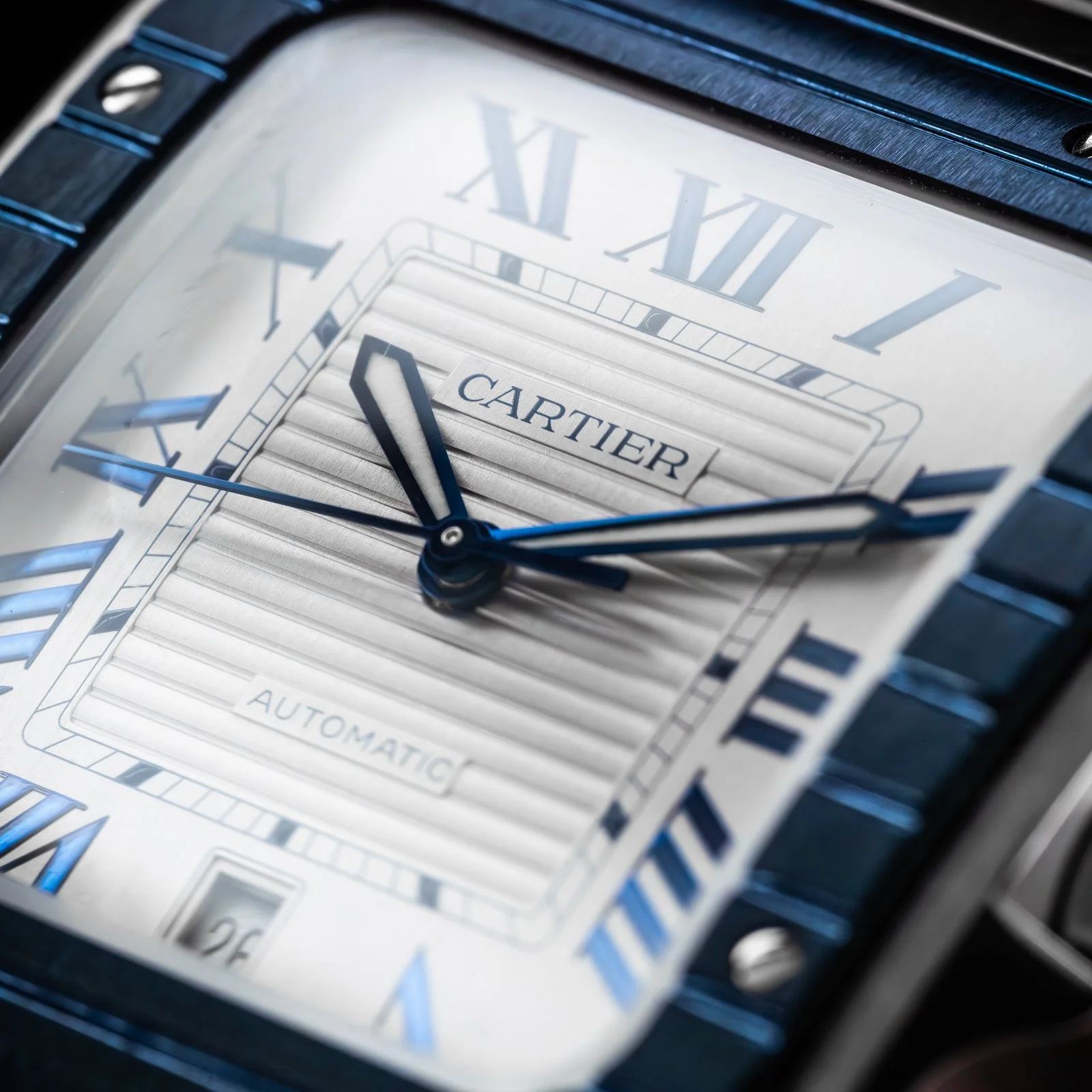 cartier-santos-de-cartier-large-blue-the-stellaris-collection.17.jpg