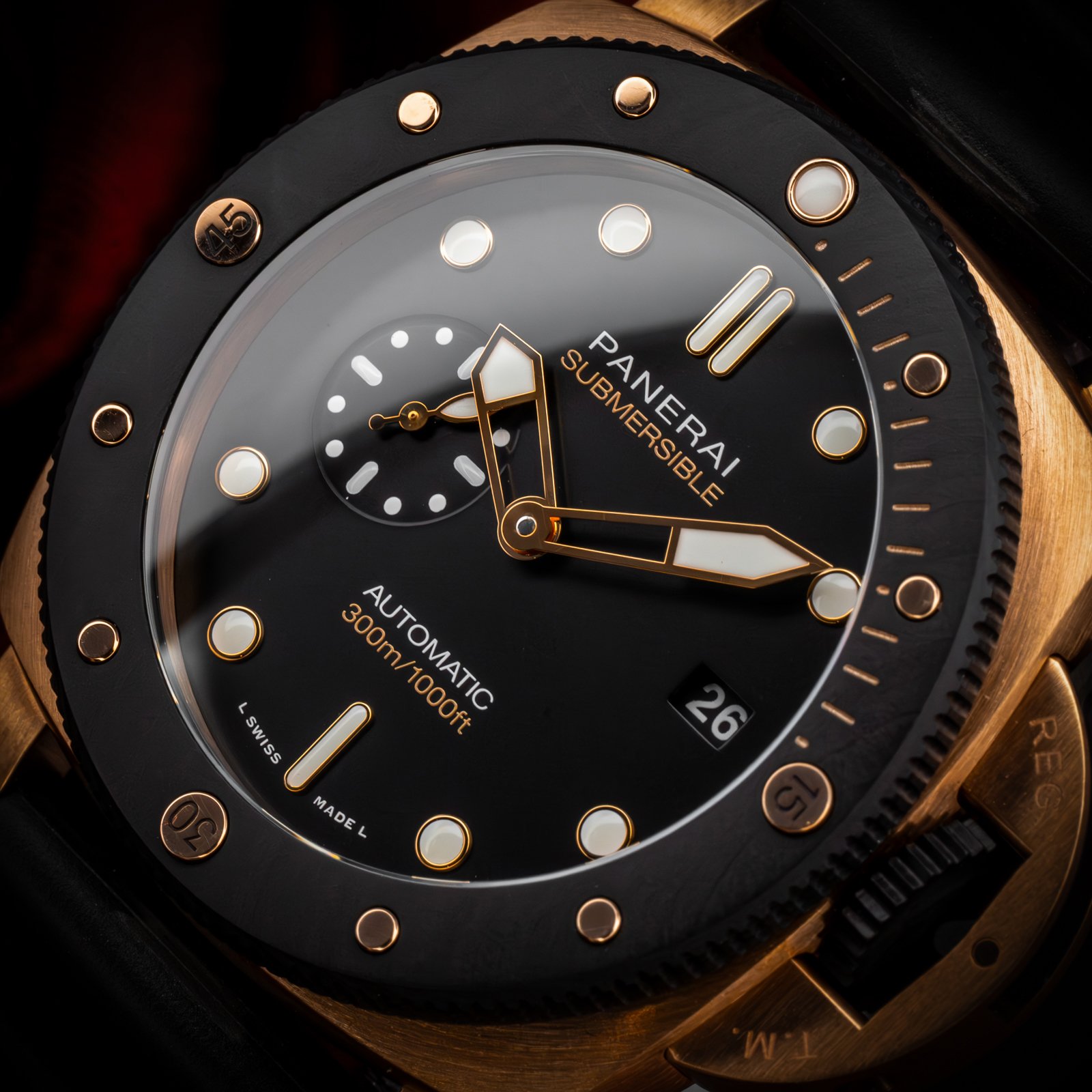 PaneraiSubGold2070.12.jpg
