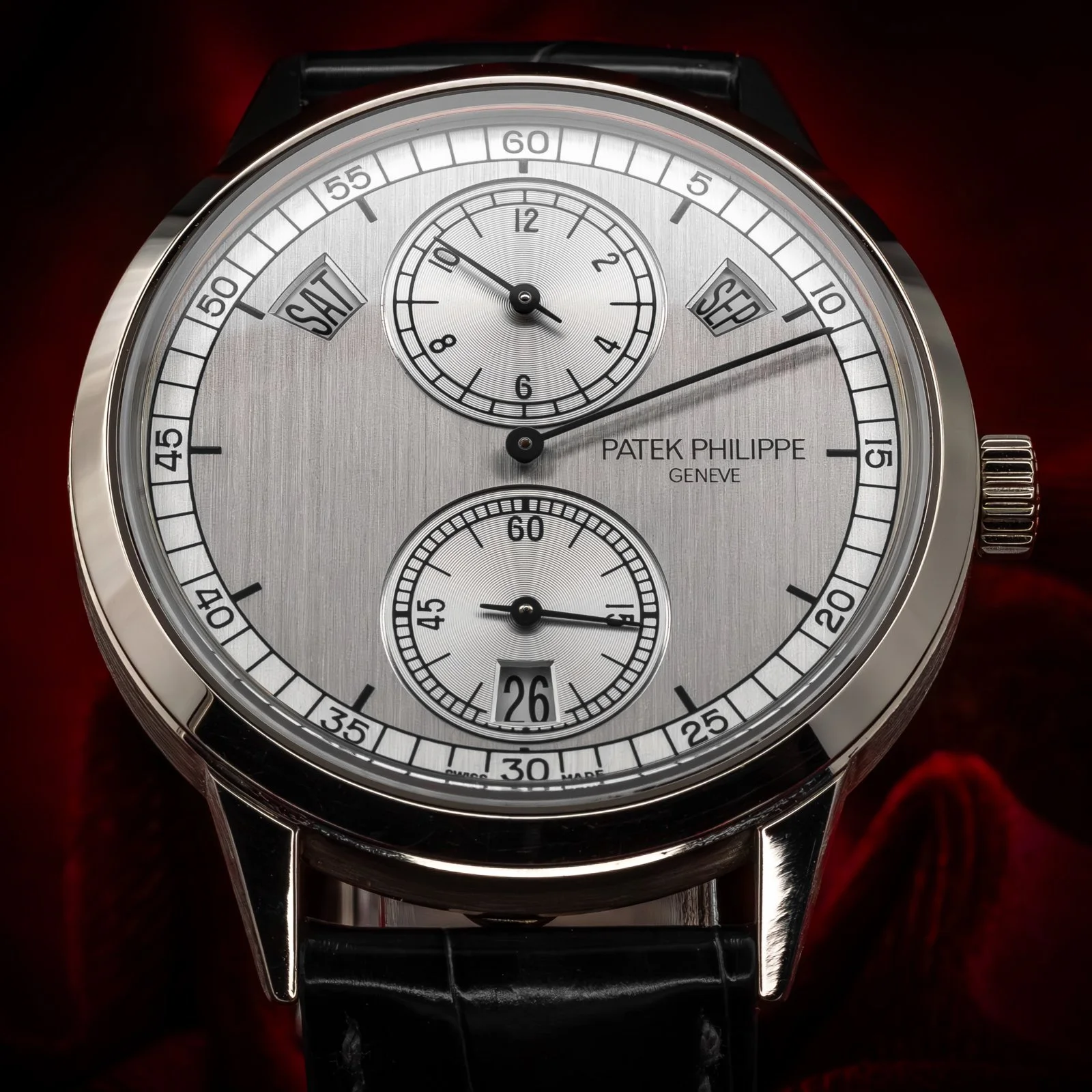 patek-philippe-annual-calendar-regulator-white-gold-5235G-001-the-stellaris-collection.08.jpg
