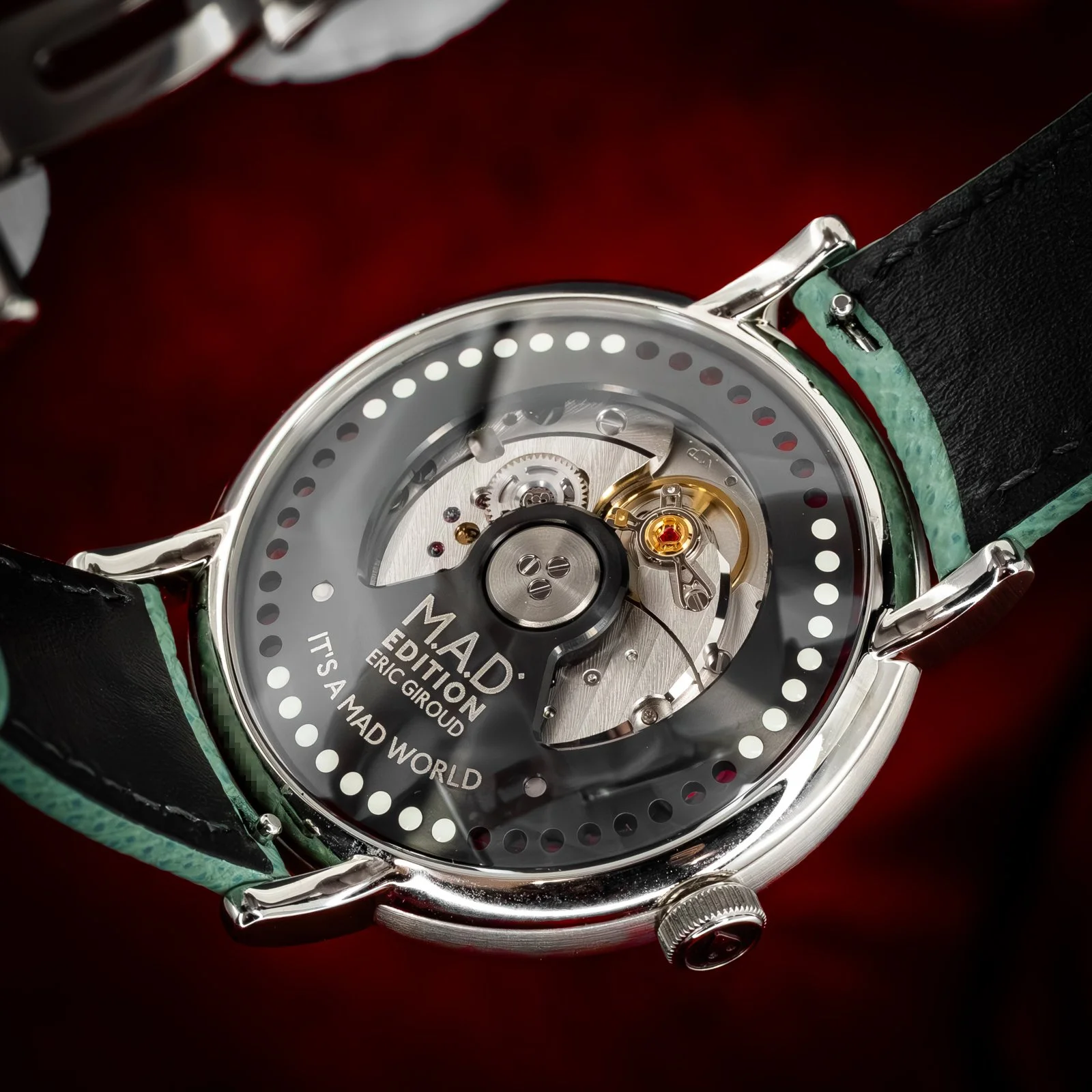 mb&f-mad-editions-m.a.d.2-mad2-green-the-stellaris-collection.18.jpg