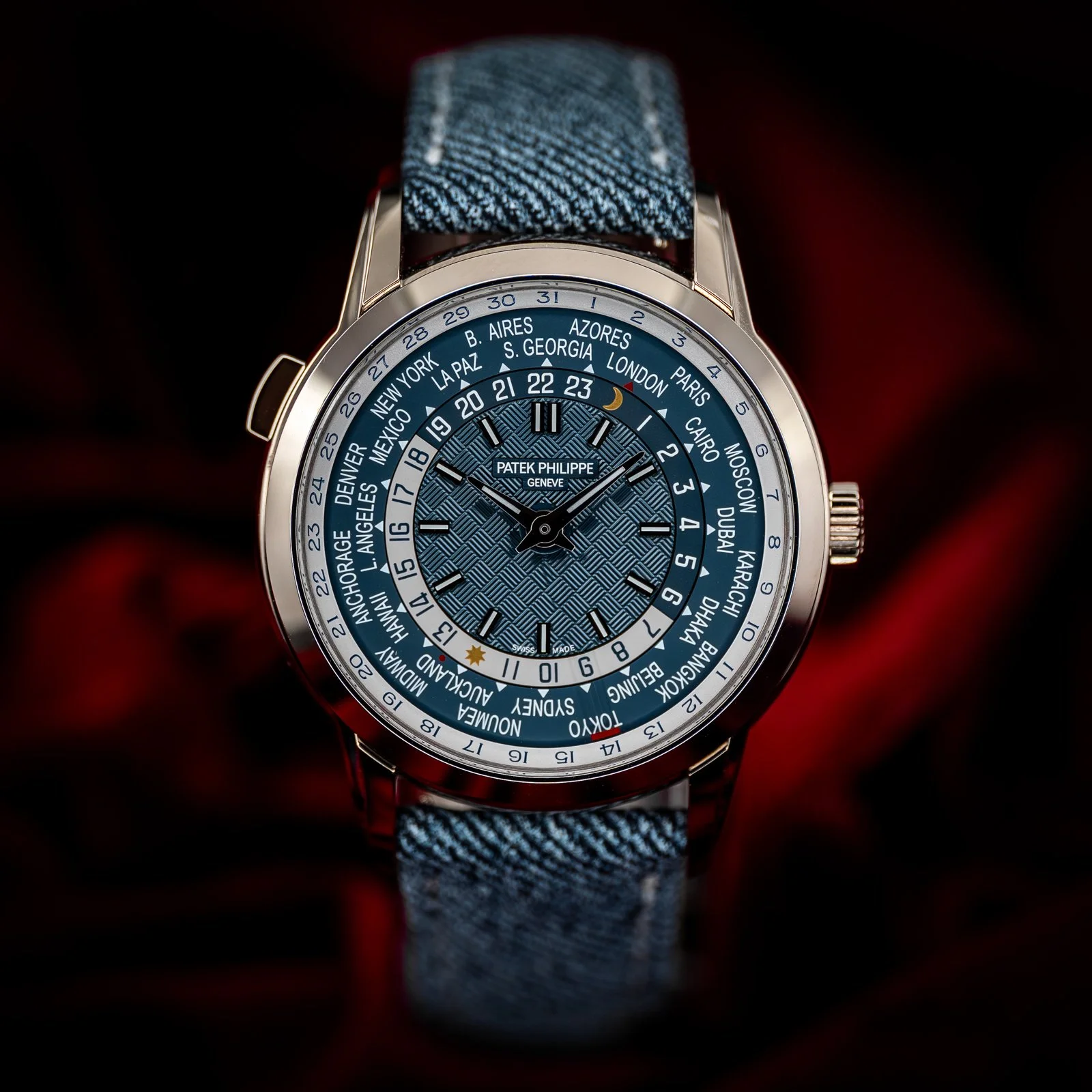 patek-philippe-world-time-date-complications-blue-dial-white-gold-5330g-001-the-stellaris-collection.01.jpg