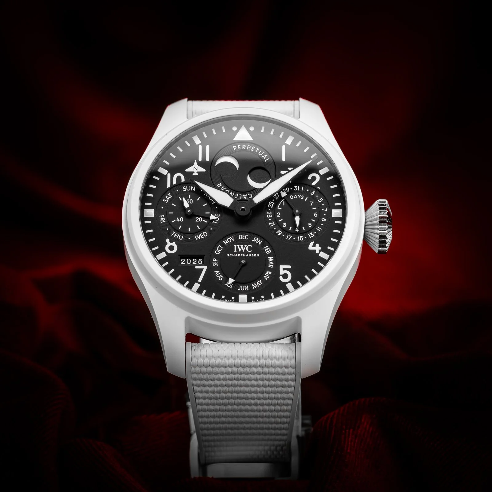 iwc-big-pilot-perpetual-calendar-white-ceramic-iw503008-the-stellaris-collection.07.jpg