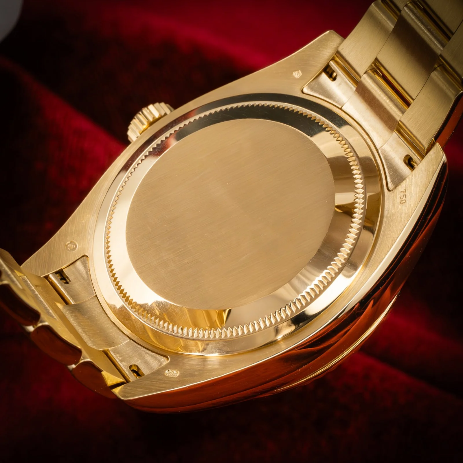 rolex-skydweller-yellow-gold-silver-roman-the-stellaris-collection.23.jpg