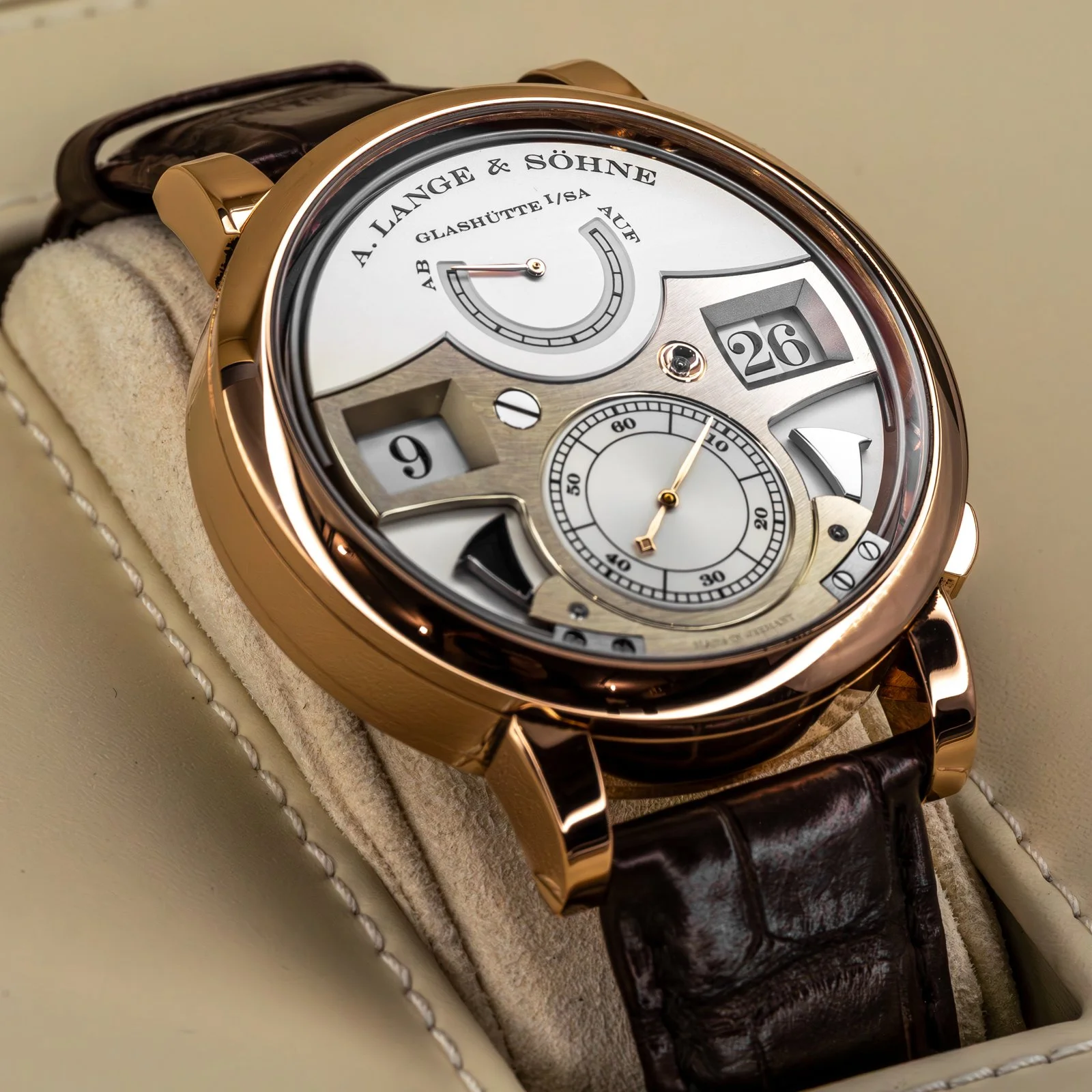 a-lange-&-sohne-zeitwerk-striking-time-pink-gold-145.032-the-stellaris-collection.04.jpg