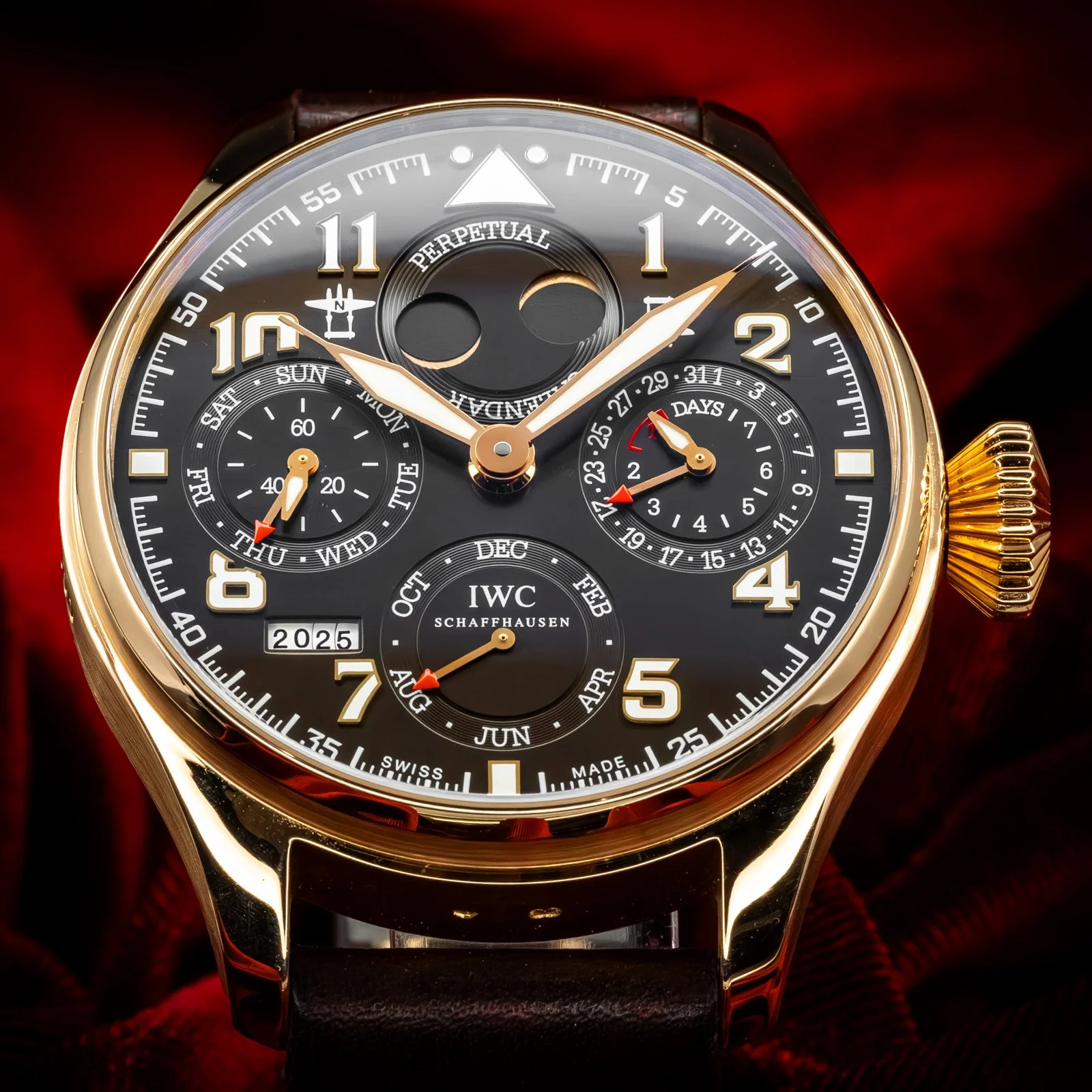 iwc-portuguese-perpetual-calendar-perpetual-moonphase-the-stellaris-collection.06.jpg
