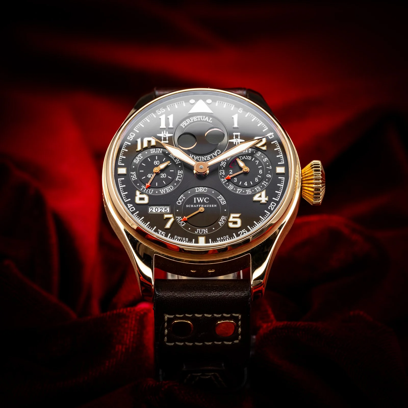 iwc-portuguese-perpetual-calendar-perpetual-moonphase-the-stellaris-collection.05.jpg
