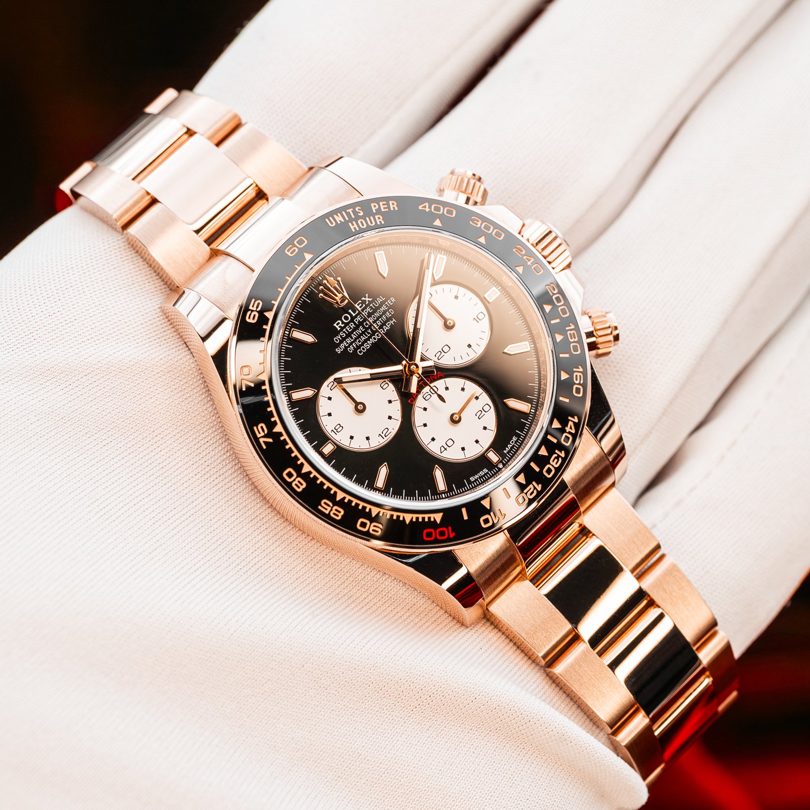 rolex-daytona-cosmograph-le-mans-rose-gold-everose-126525ln-the-stellaris-collection.11.jpg