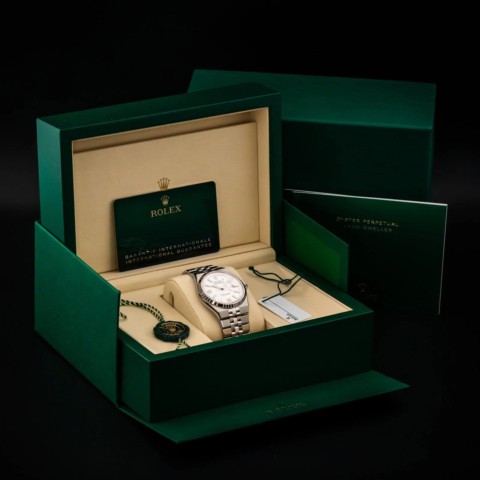 rolex-land-dweller-36mm-stainless-steel-white-dial-127234-the-stellaris-collection.03.jpg