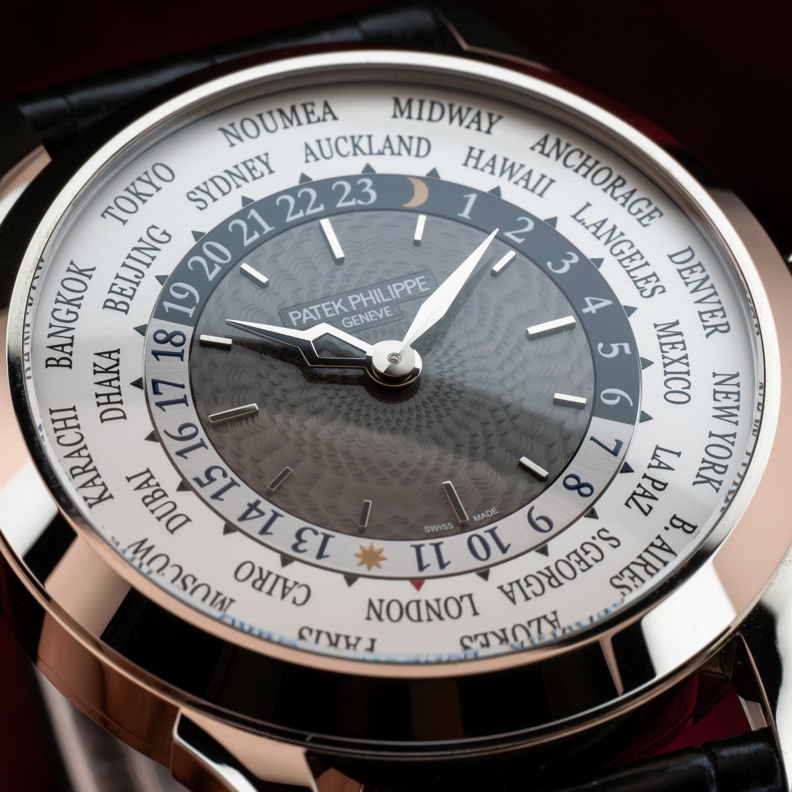 PatekPhilippeWorldTimeWhiteGold.12.jpg