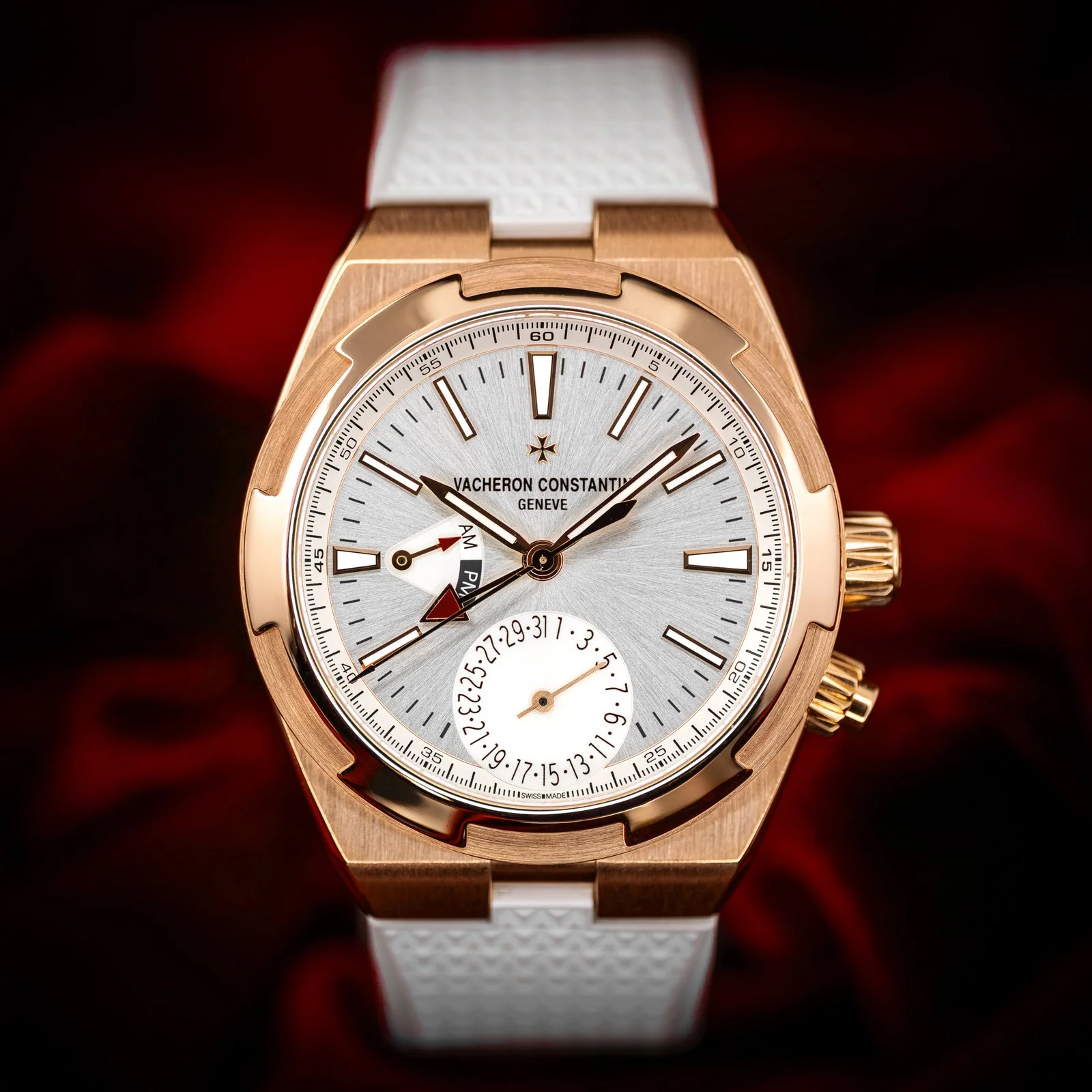 vacheron-constantin-overseas-dual-time-rose-gold-silver-dial-7900v-the-stellaris-collection.01.jpg