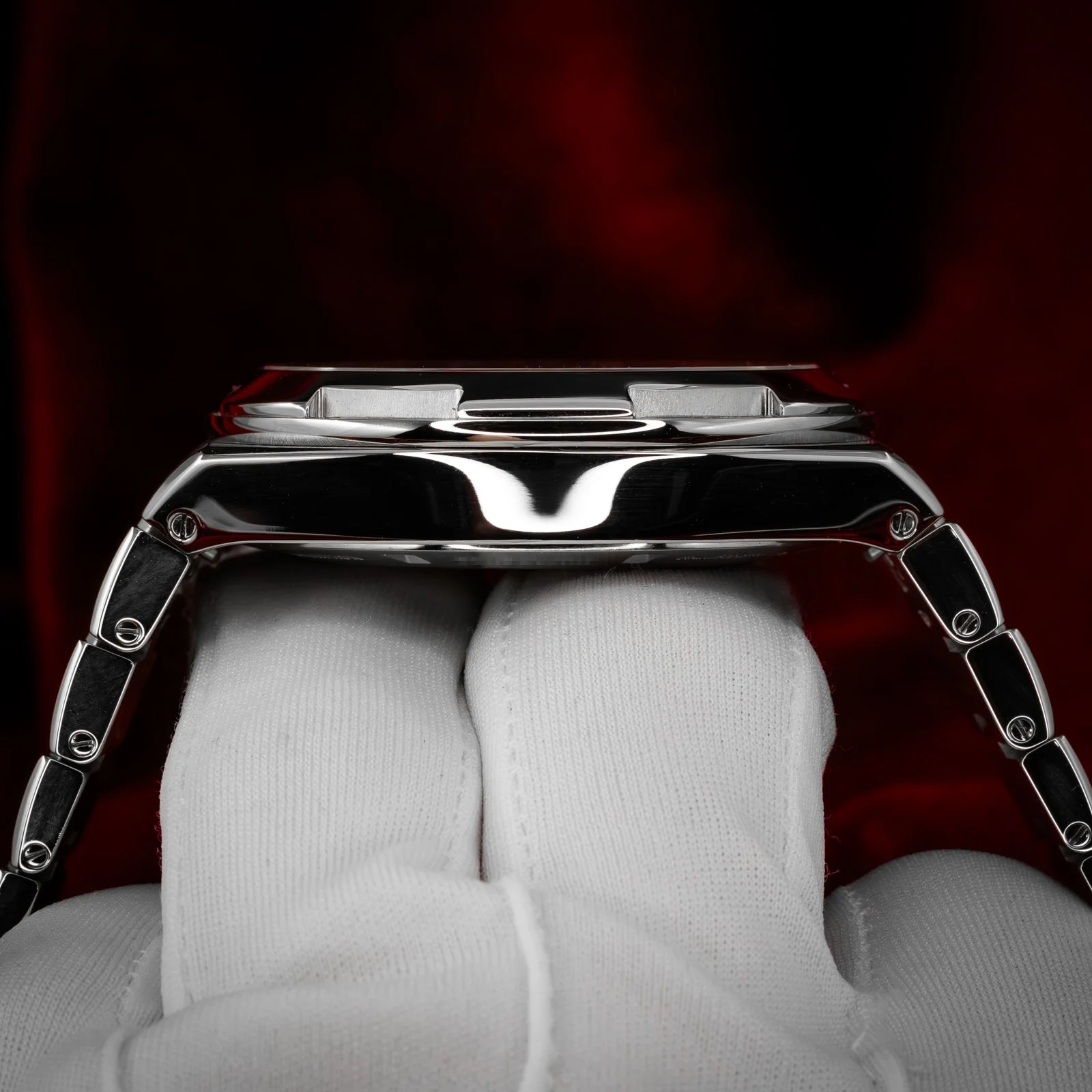 vacheron-constantin-overseas-world-time-7700v-the-stellaris-collection.15.jpg