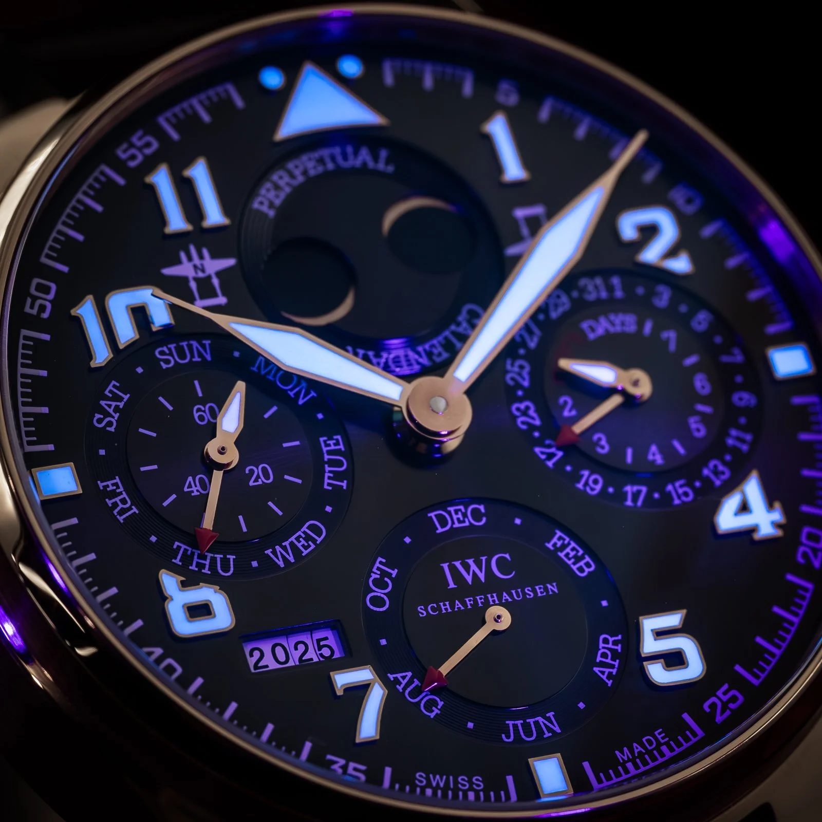 iwc-portuguese-perpetual-calendar-perpetual-moonphase-the-stellaris-collection.22.jpg